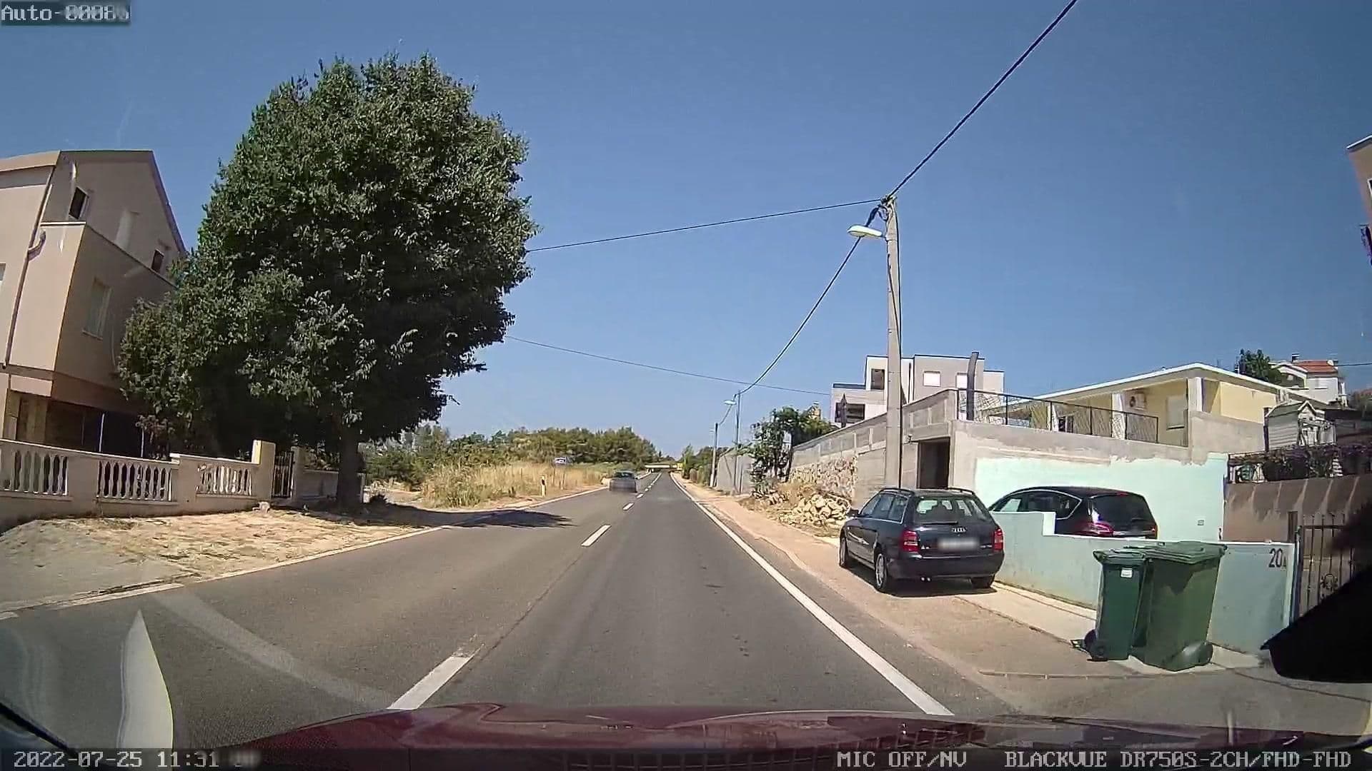 Street view near Apartments Lipić, Posedarje — © rdnnk (CC BY-SA · Mapillary)
