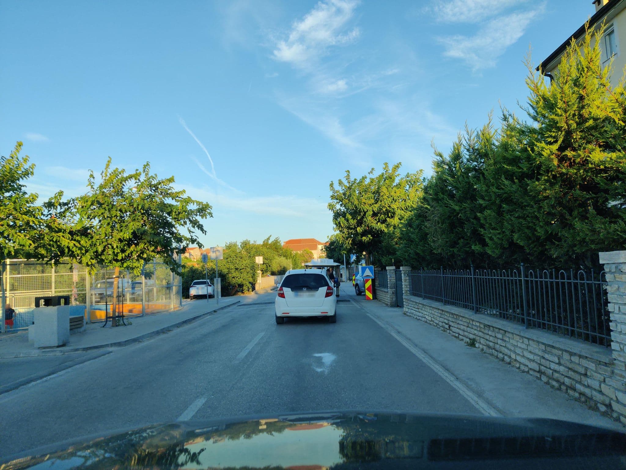 Street view near Pave Apartment, Murter — © kietlak (CC BY-SA · Mapillary)