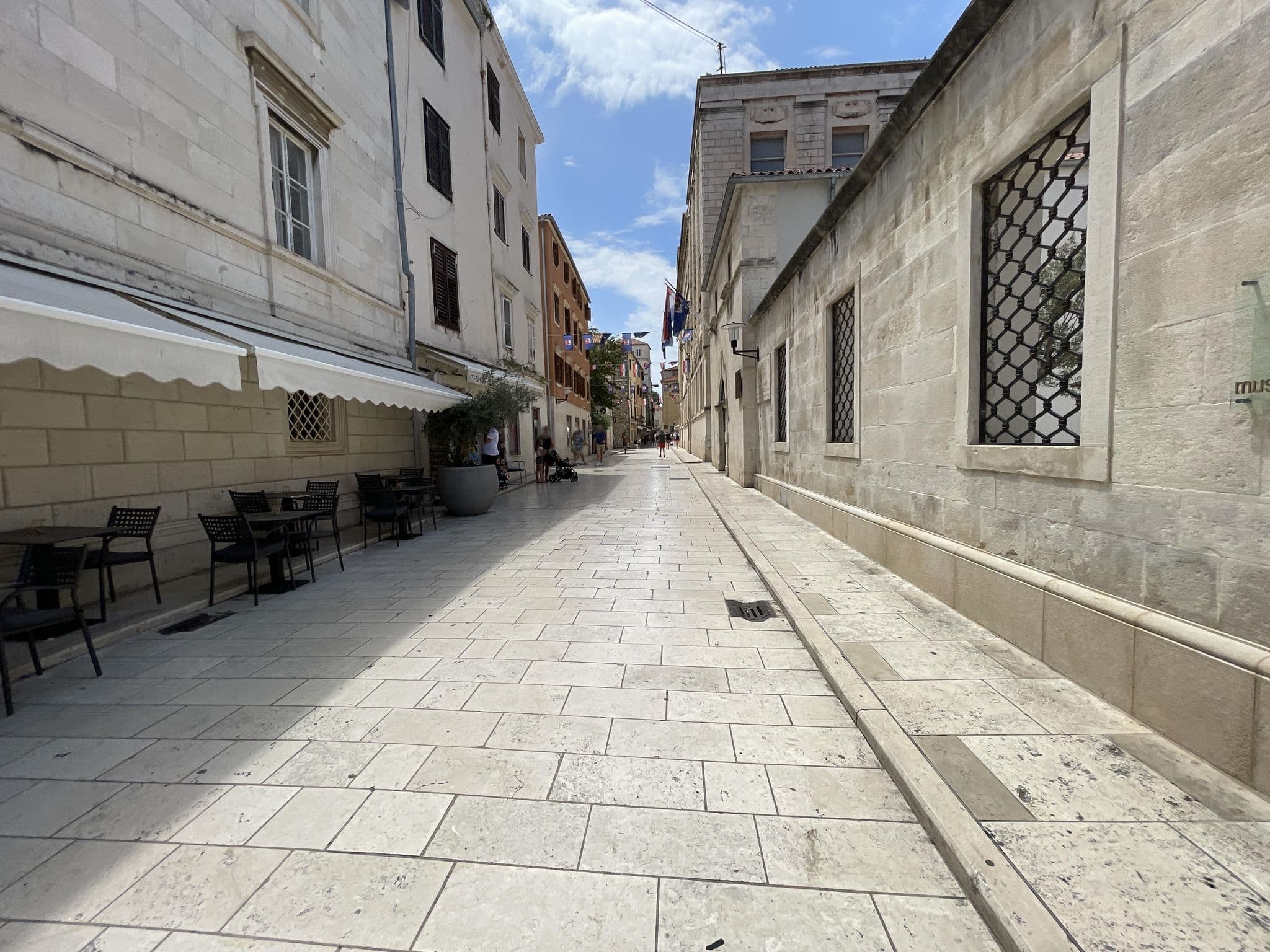Street view near Apartments Natasha, Zadar — © filipb (CC BY-SA · Mapillary)