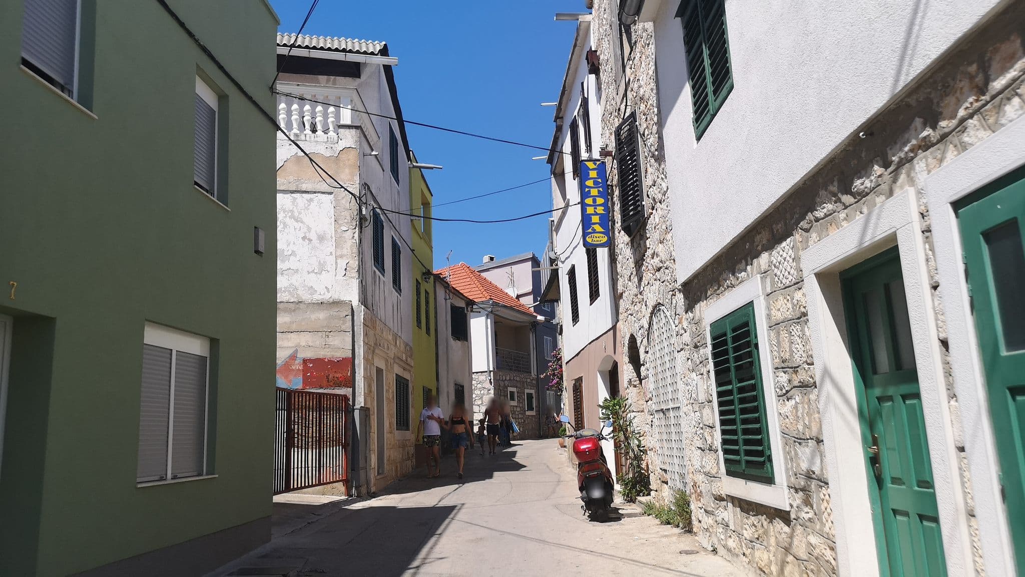 Street view near Apartments Vodice Marica, Vodice — © moon4 (CC BY-SA · Mapillary)