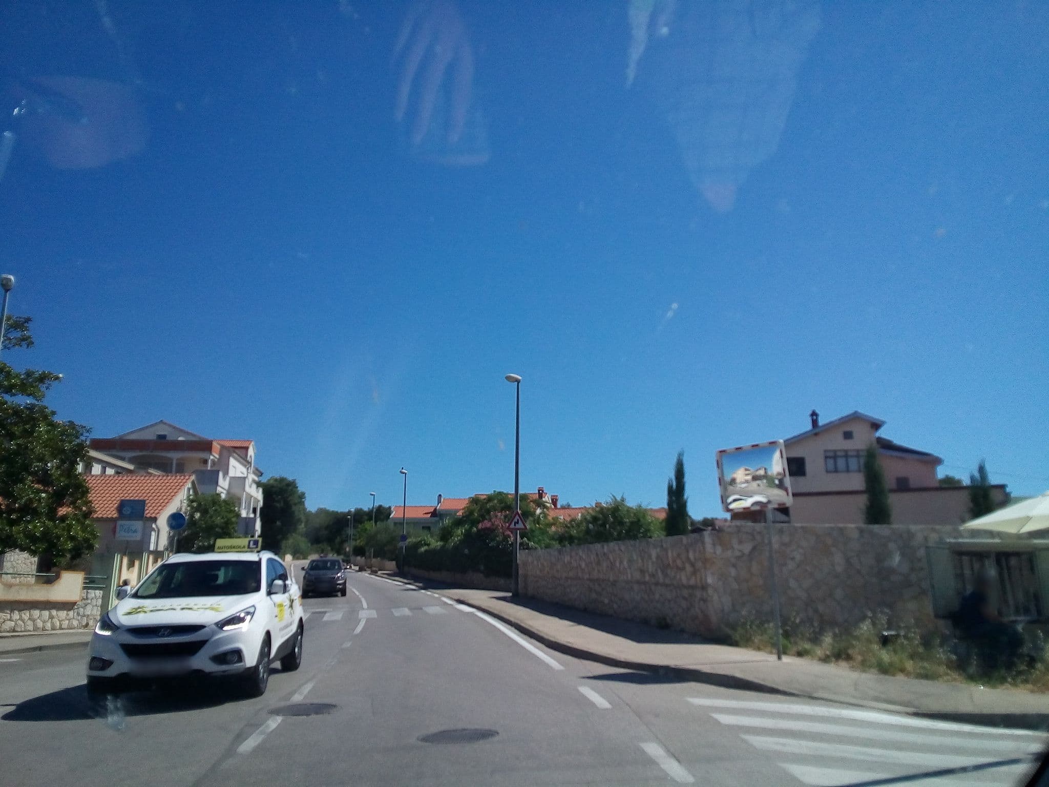 Street view near Apartments Villa Violet, Zadar — © karthoo (CC BY-SA · Mapillary)