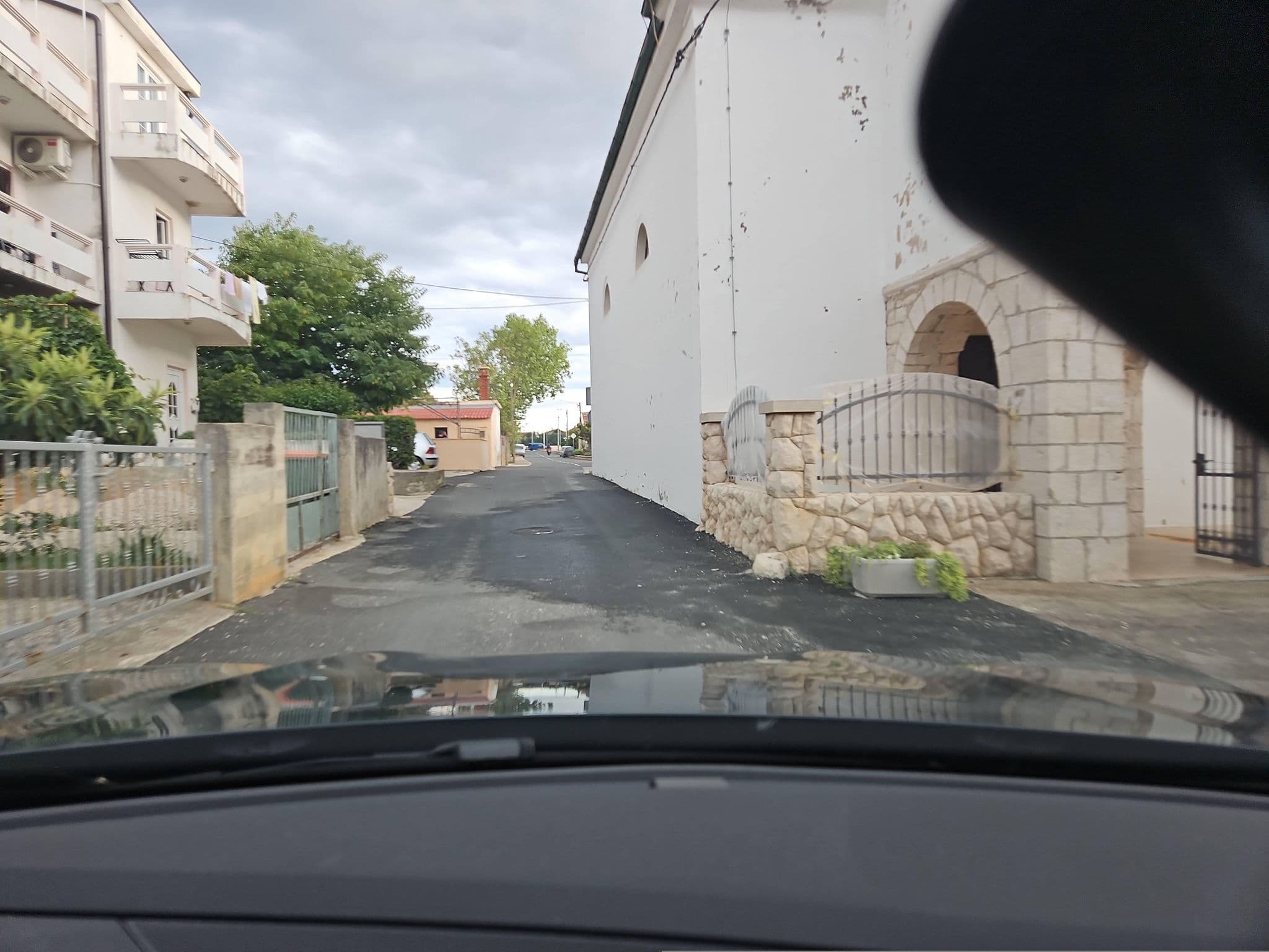 Street view near Apartment Tanja Mijat, Vrsi — © toho (CC BY-SA · Mapillary)