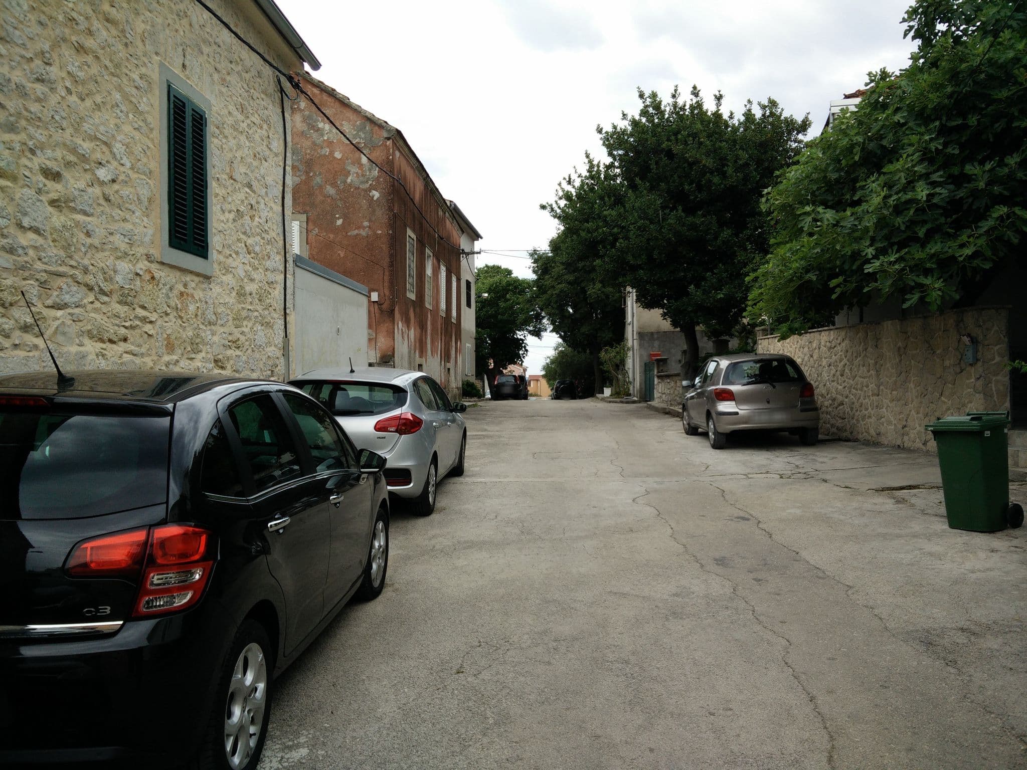 Street view near Apartment Oliva, Vodice — © karolb (CC BY-SA · Mapillary)