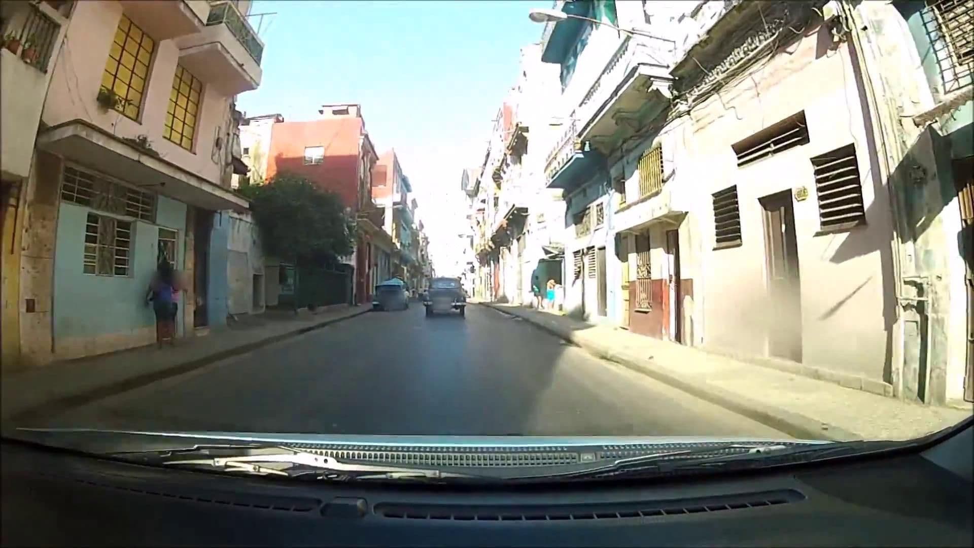 Street view near Casa Colonial Leo y Ángela, Centro Habana