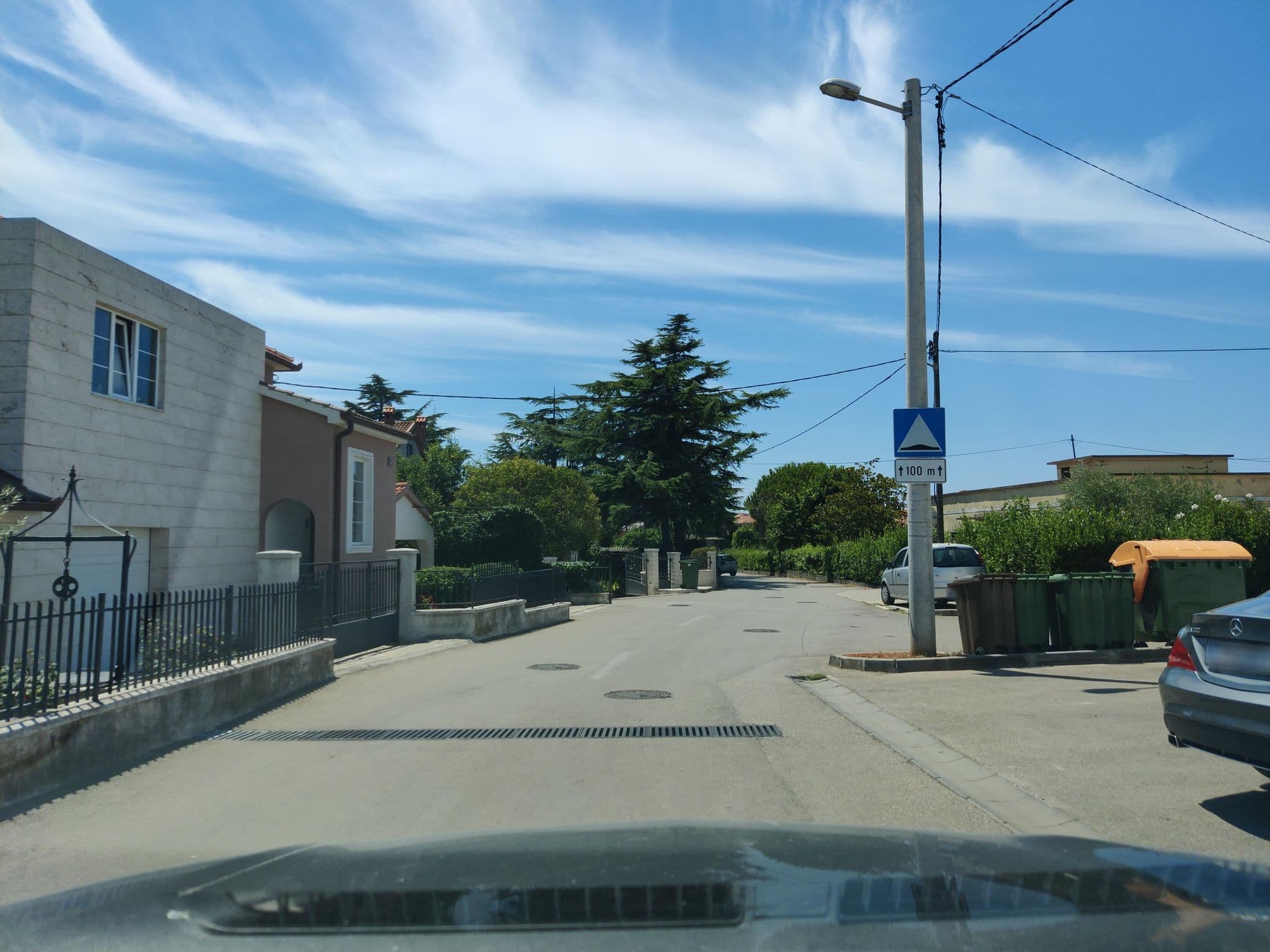 Street view near Apartment Nikoleto, Zadar — © kietlak (CC BY-SA · Mapillary)