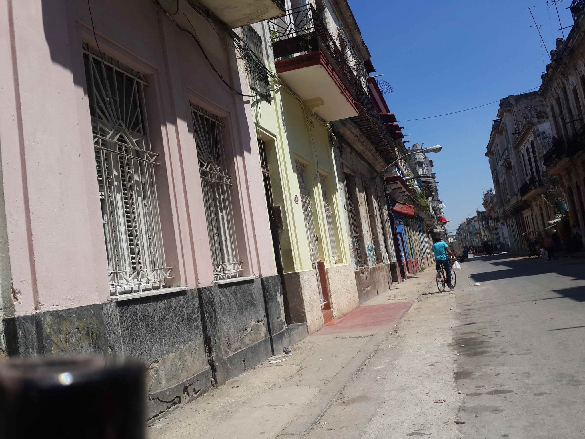 Street view near Casa colonial Dinorah, Centro Habana — © havana (CC BY-SA · Mapillary)