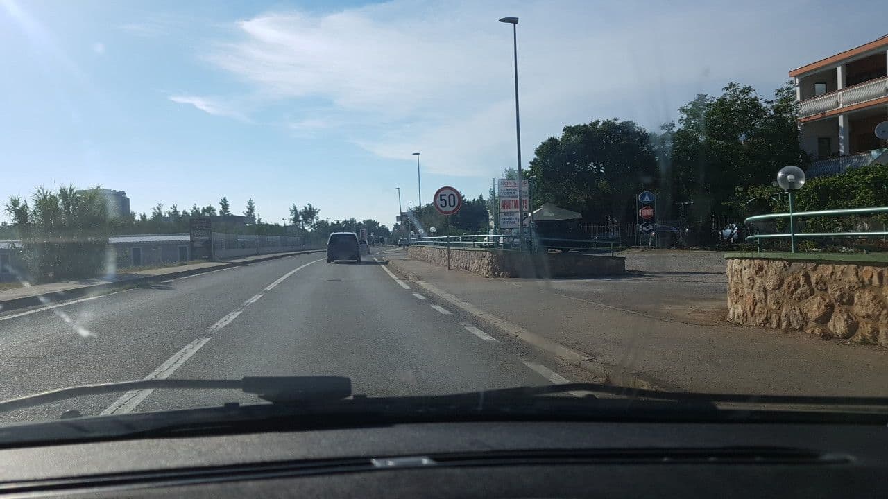 Street view near Vesna Camping & Apartment, Posedarje — © mik007 (CC BY-SA · Mapillary)