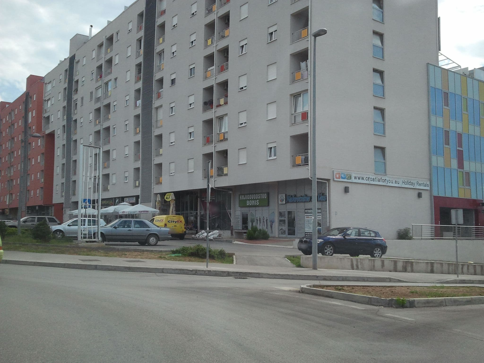 Street view near Golden Gate Apartment Zadar, Zadar — © hbogner (CC BY-SA · Mapillary)