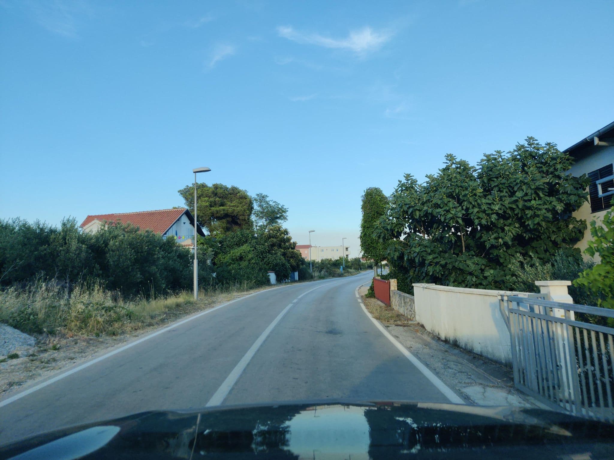 Street view near Šekler Tribunj, Tribunj — © kietlak (CC BY-SA · Mapillary)
