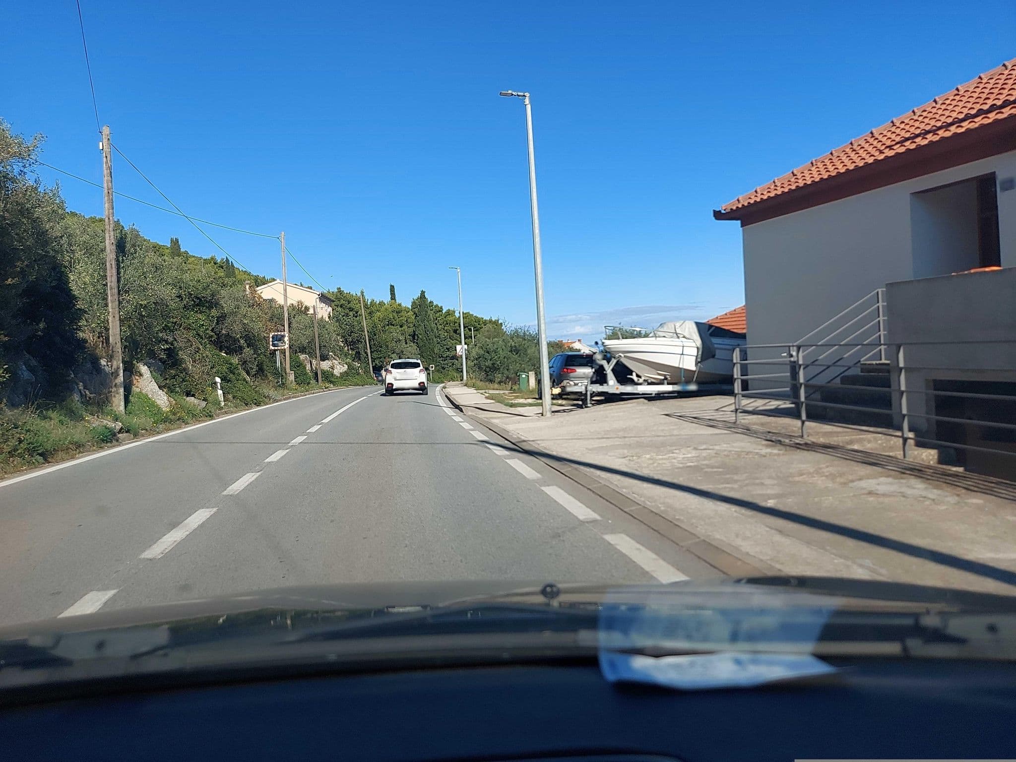Street view near Apartment Halugica, Kali — © mik007 (CC BY-SA · Mapillary)
