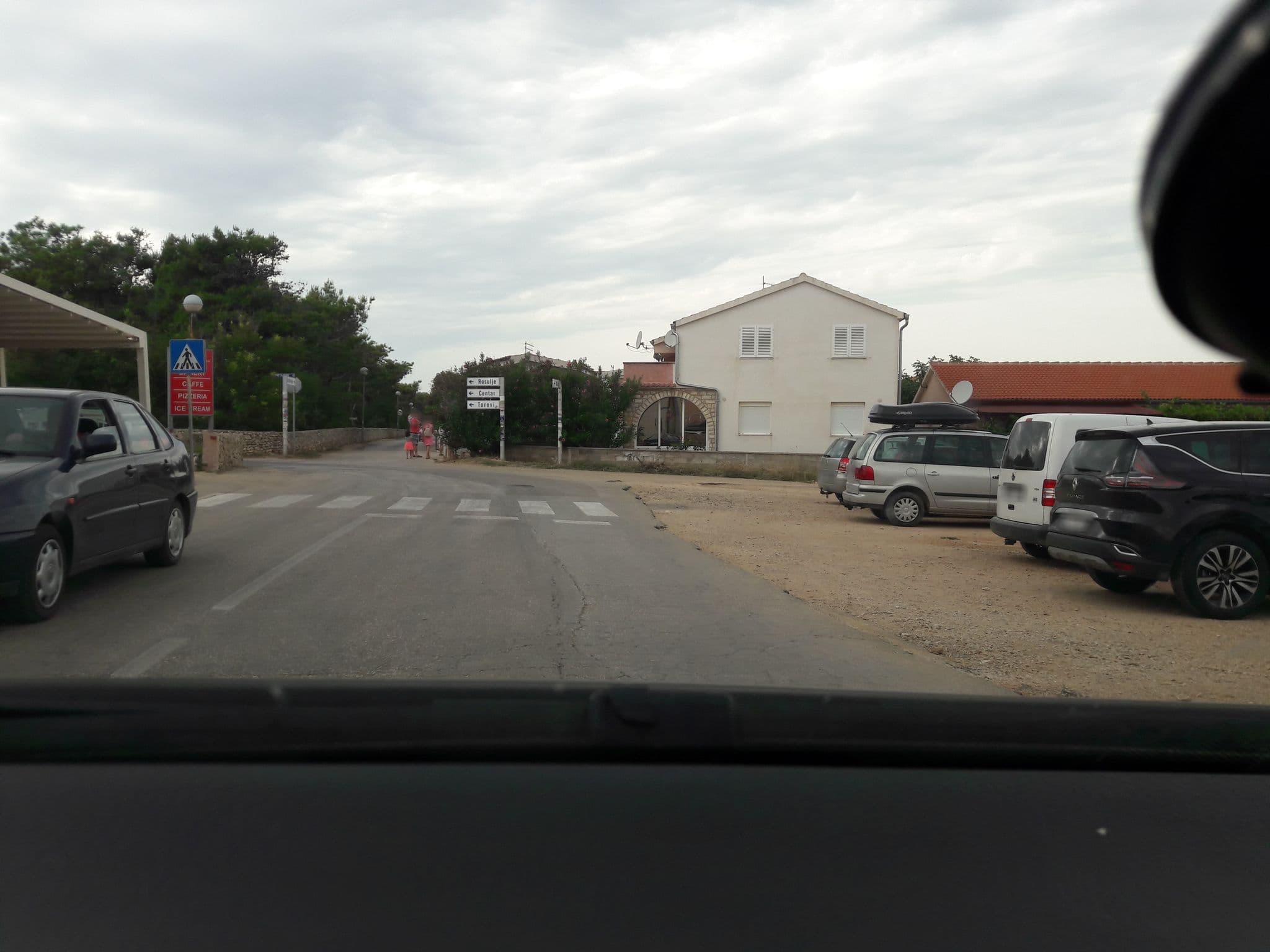 Street view near Summerhouse, Vir — © durko_freemap (CC BY-SA · Mapillary)