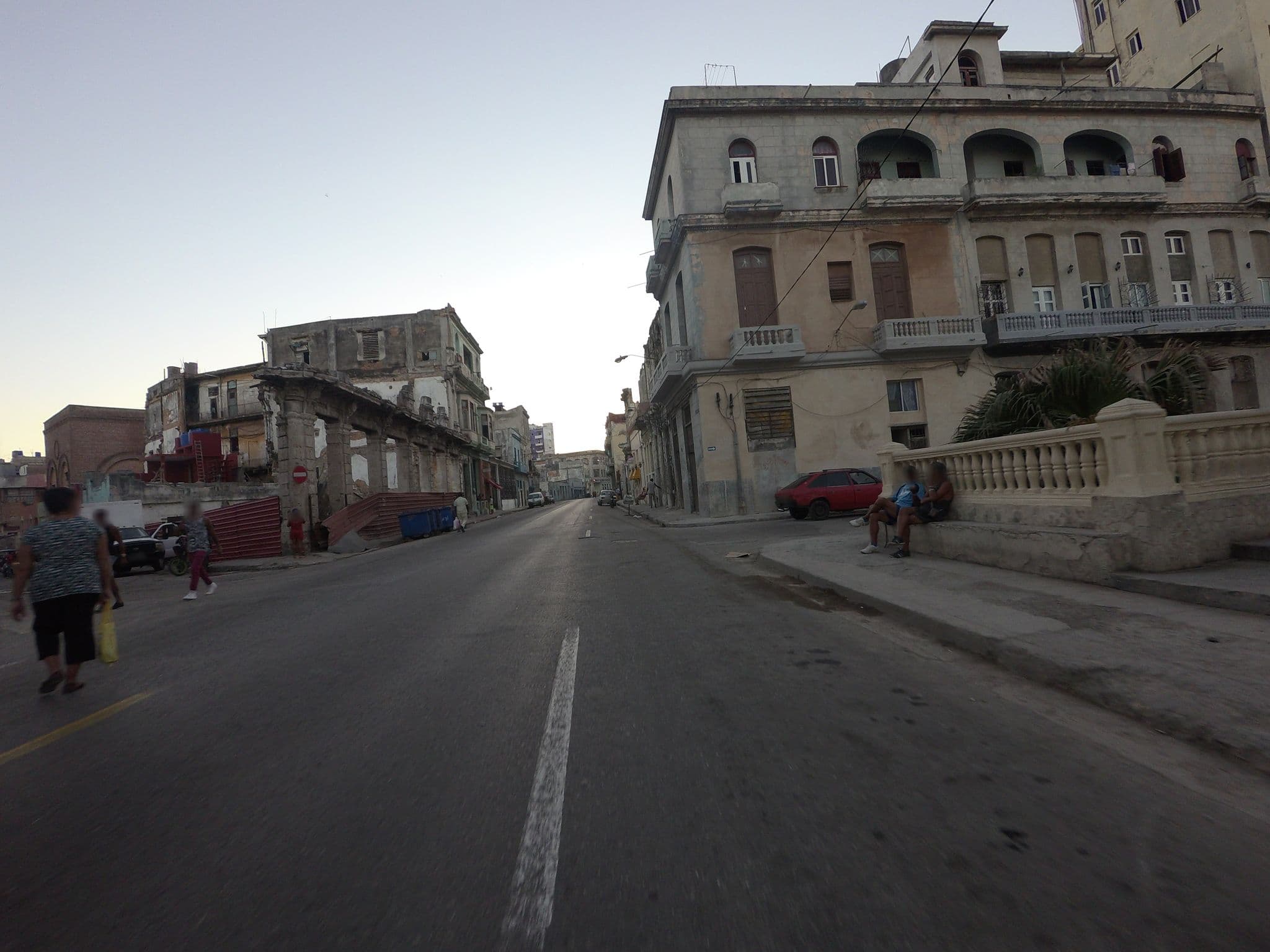 Street view near Hostal Don Malecón, Centro Habana