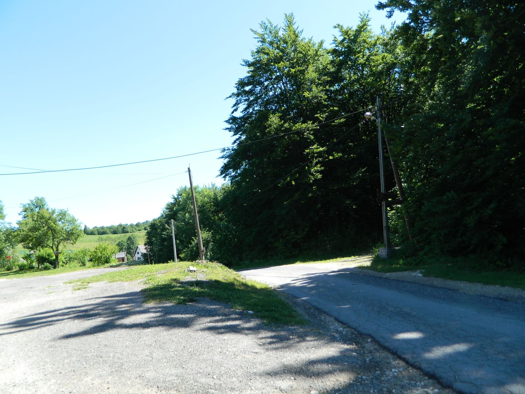 Street view near Bed & Breakfast Marijan, Slunj — © mefe (CC BY-SA · Mapillary)