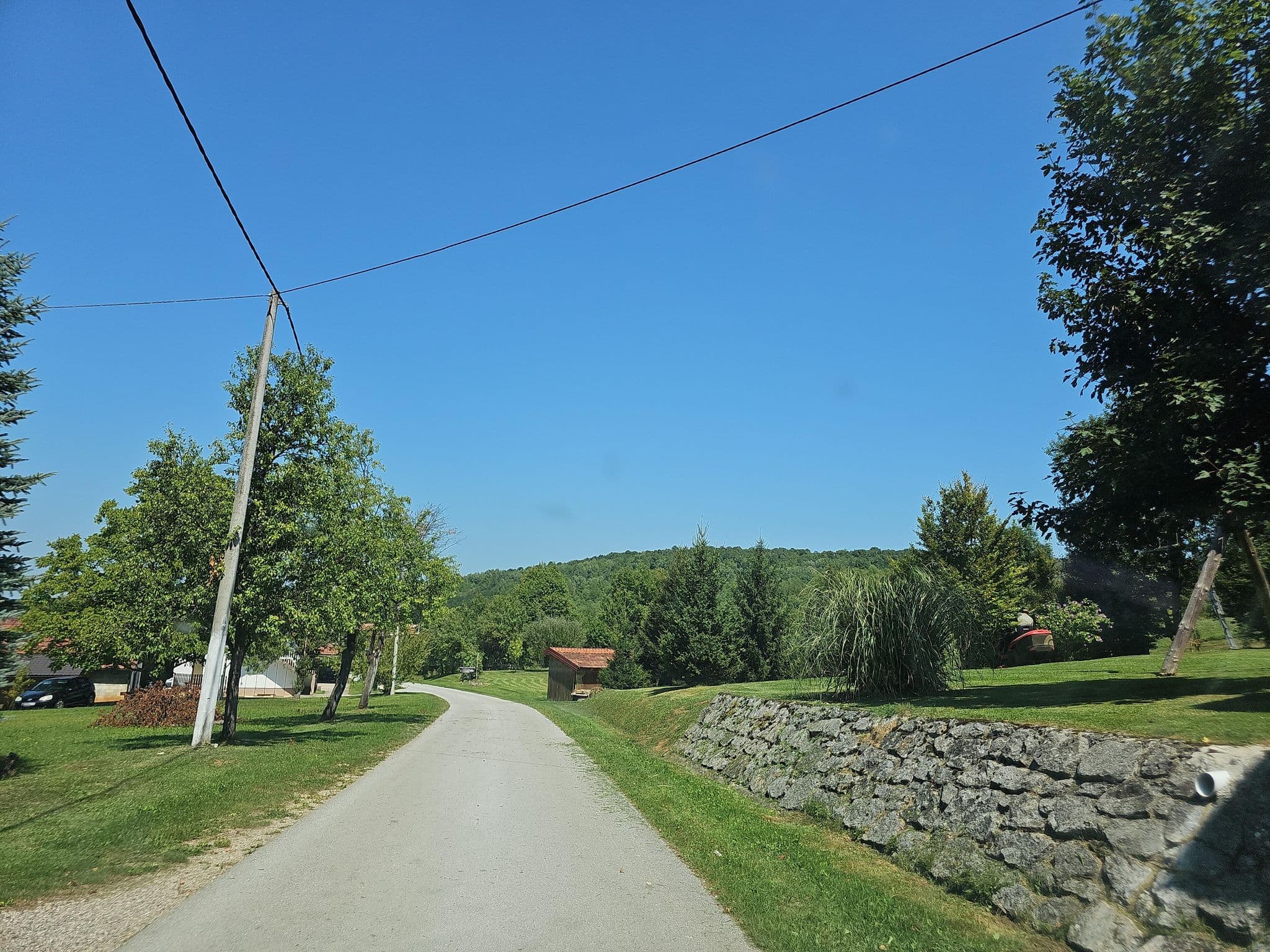 Street view near ruhige lage, Slunj — © Ibj308 (CC BY-SA · Mapillary)