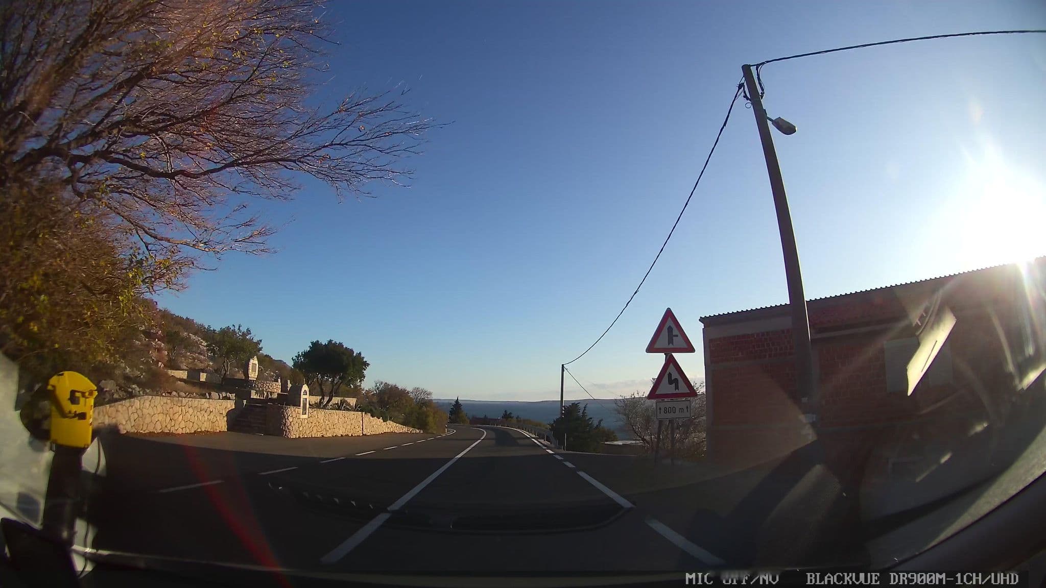 Street view near Apartments Shell, Pag — © jthnz (CC BY-SA · Mapillary)