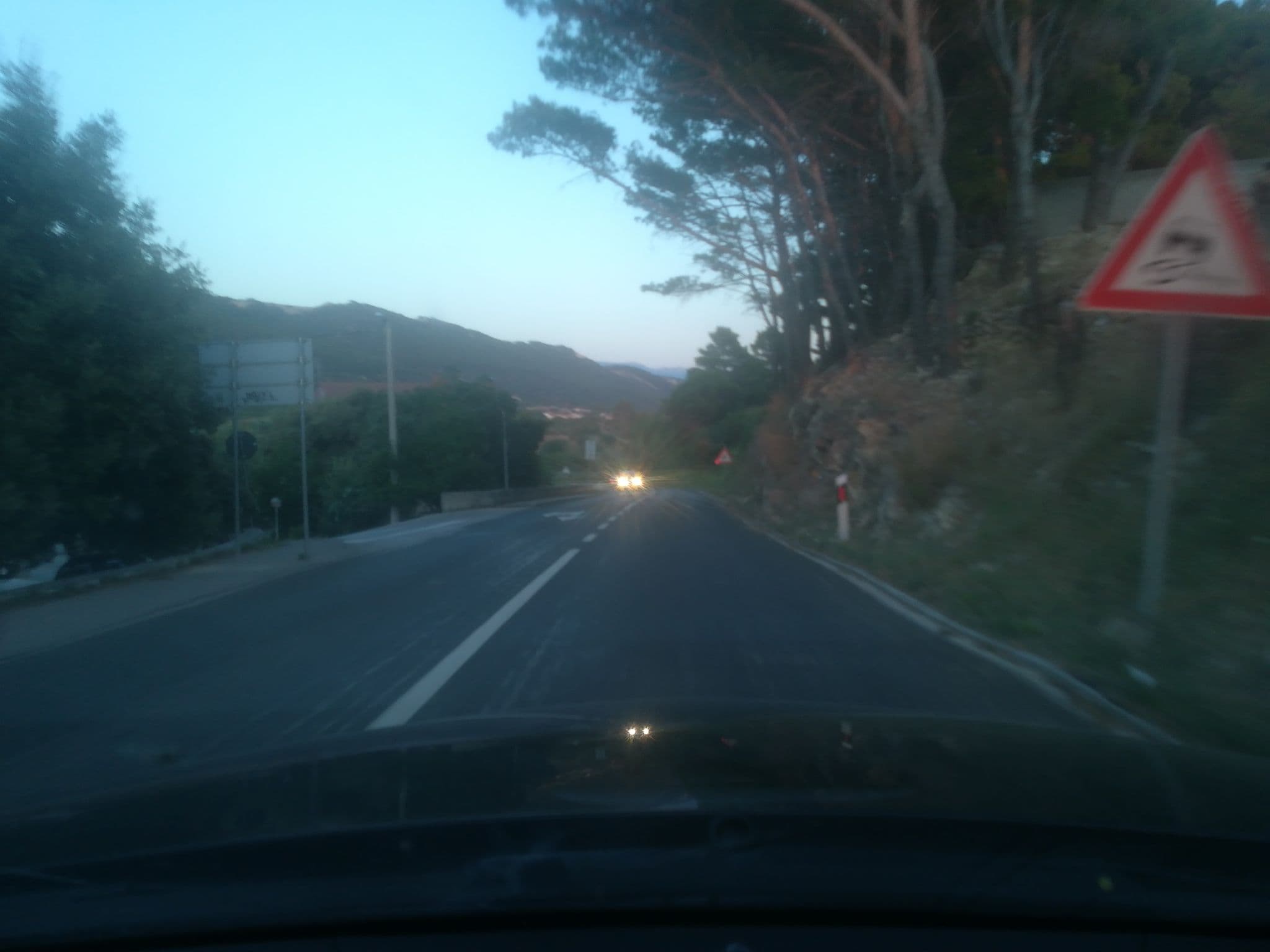 Street view near Apartments Ribaric, Banjol — © stefan4614 (CC BY-SA · Mapillary)