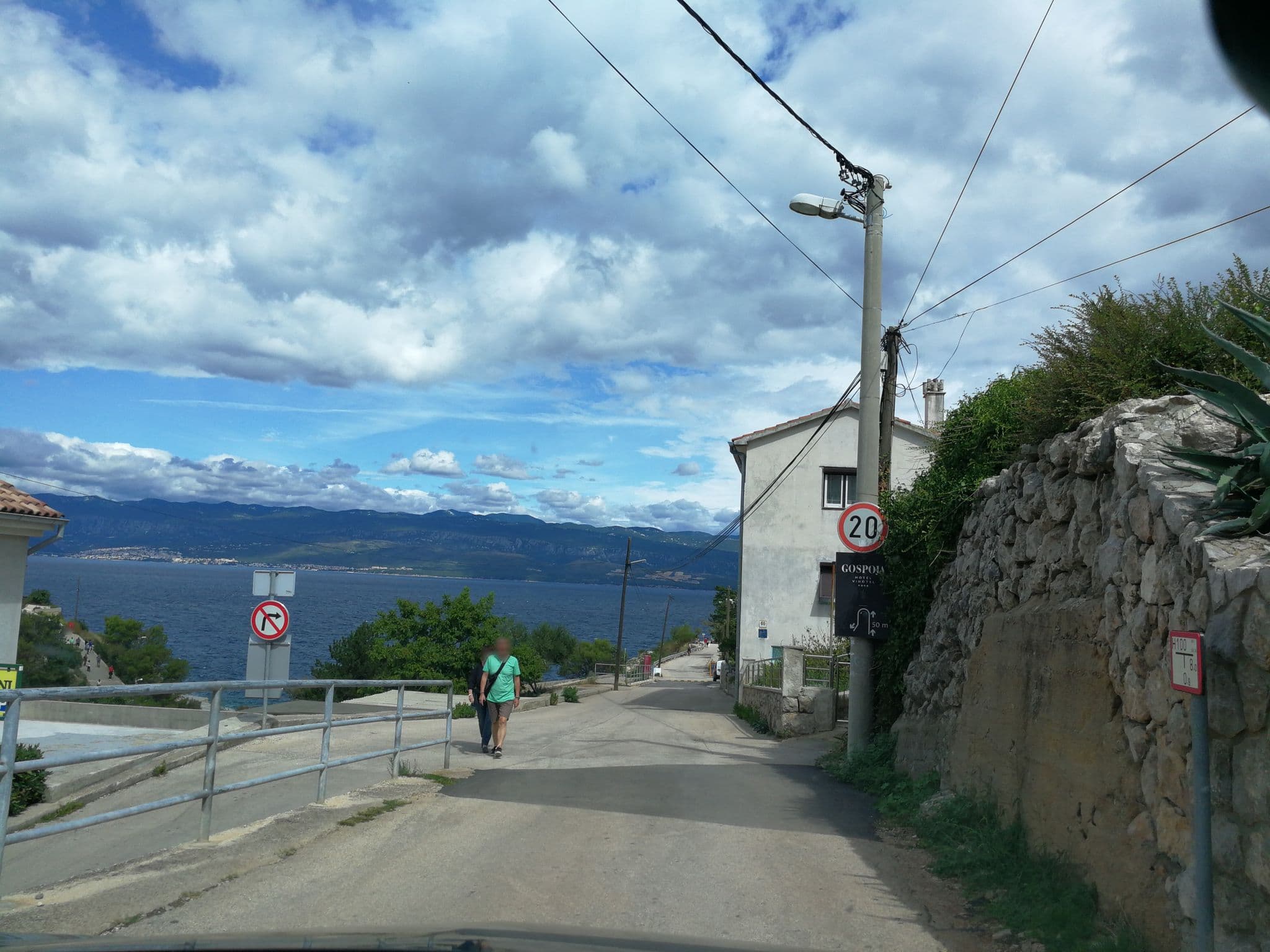 Street view near Hotel Verbenicum, Punat — © uetti (CC BY-SA · Mapillary)