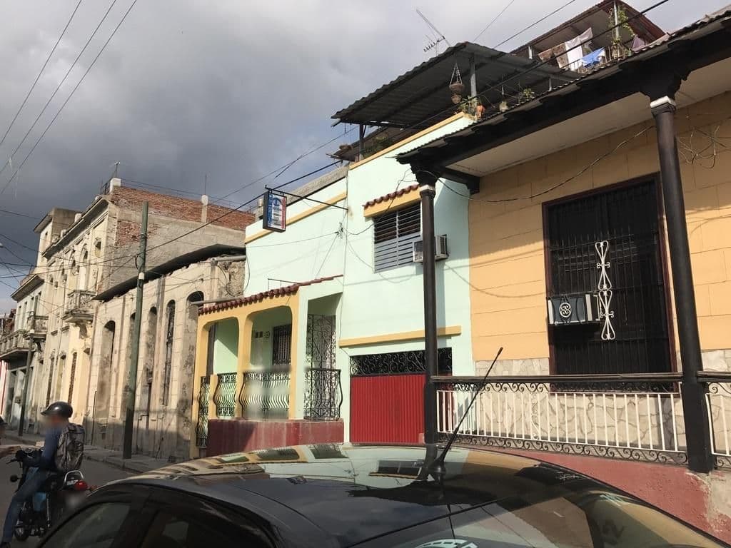 Street view near Angel Gonzalez y Familia, Santiago de Cuba — © abellao (CC BY-SA · Mapillary)