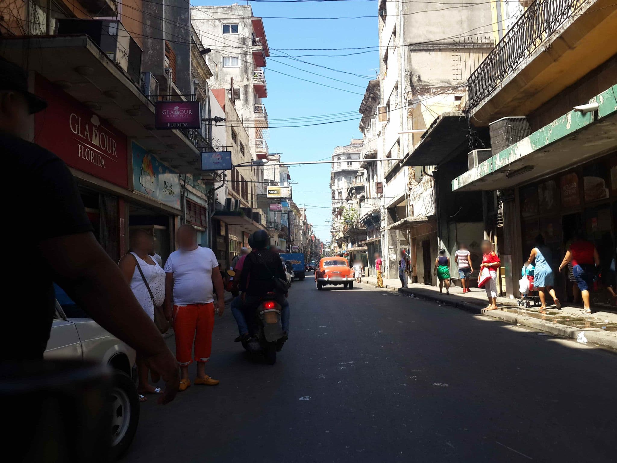 Street view near Carlos, Centro Habana — © havana (CC BY-SA · Mapillary)