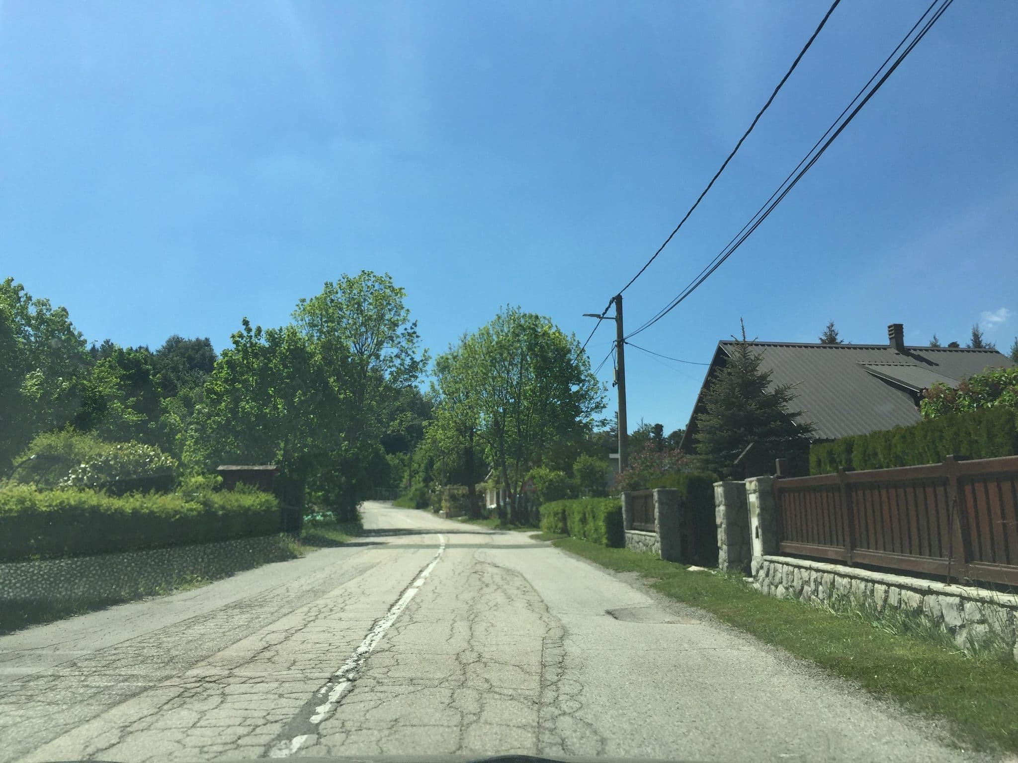 Street view near Apartments Montana, Hreljin — © igorzo (CC BY-SA · Mapillary)