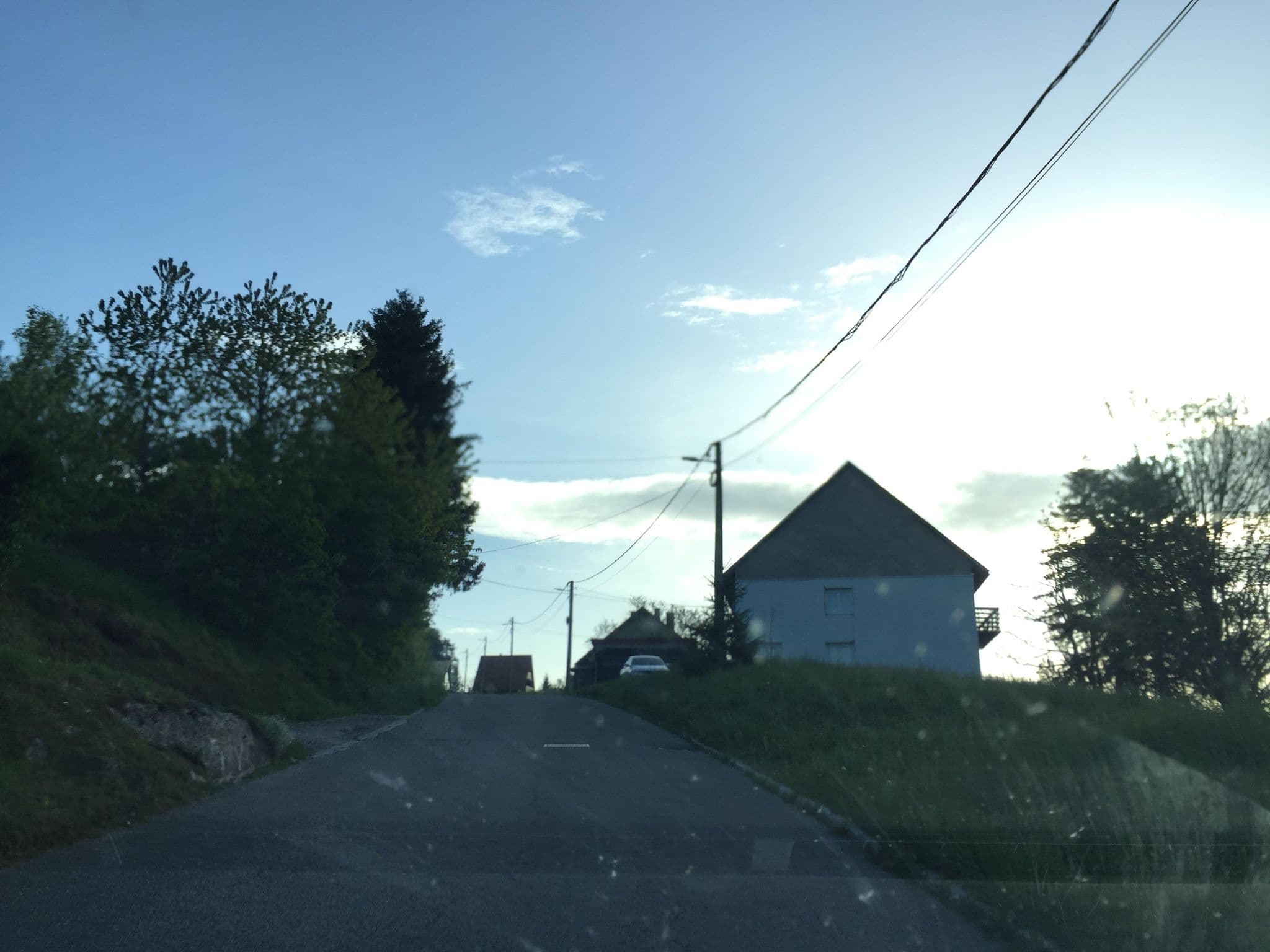 Street view near Chalet Vrh, Ravna Gora — © igorzo (CC BY-SA · Mapillary)