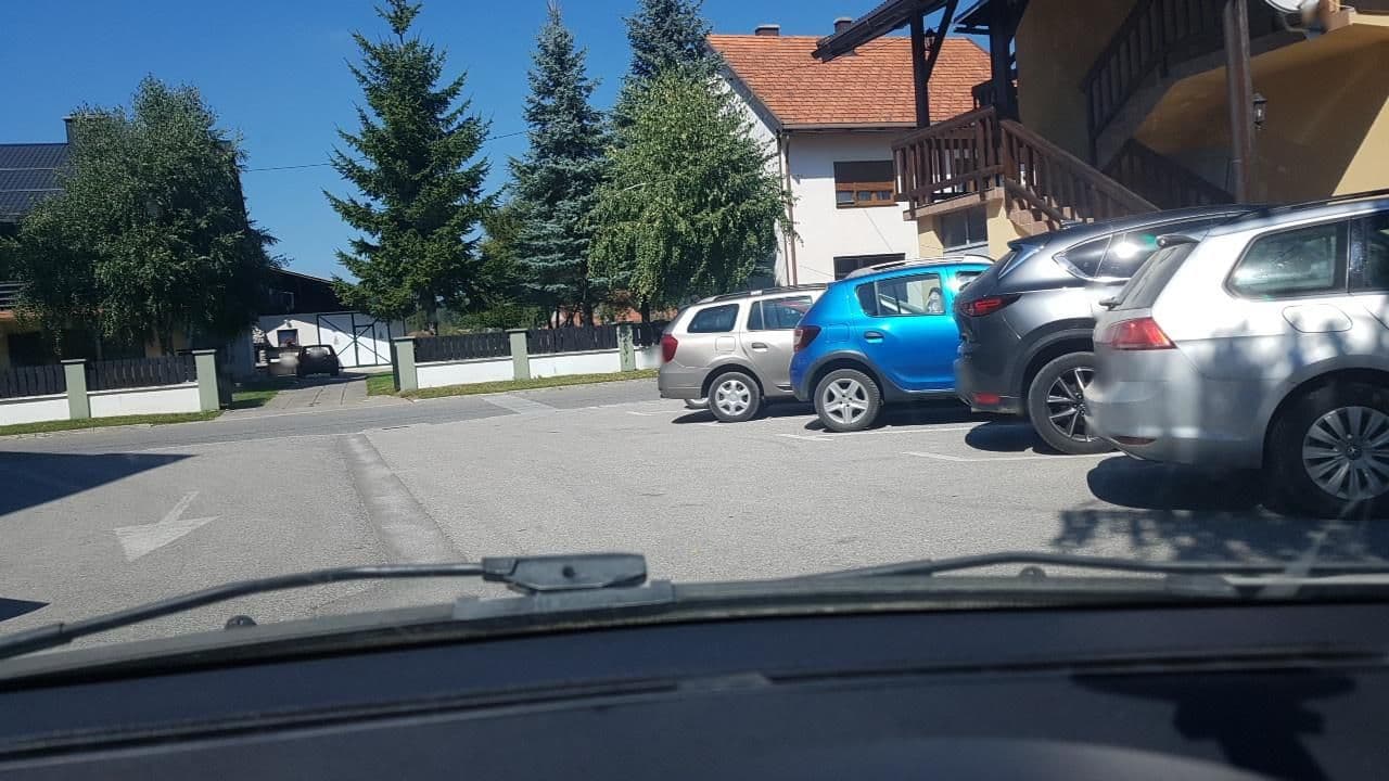Street view near Pansion Breza, Ravna Gora — © mik007 (CC BY-SA · Mapillary)