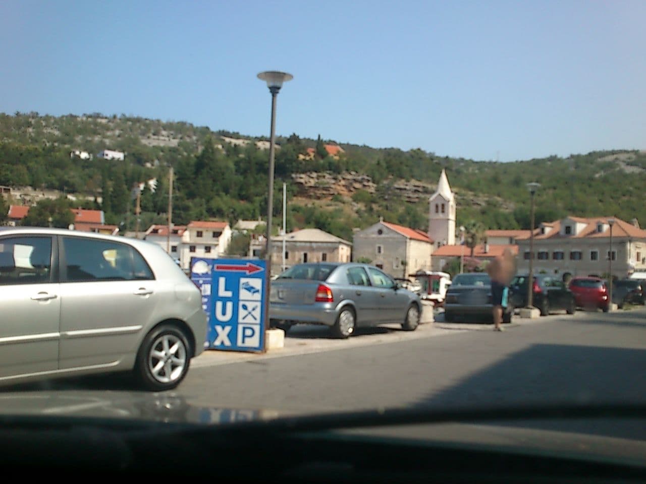 Street view near LUX Hotel-Pension, Jablanac, Barbat — © zbycz (CC BY-SA · Mapillary)