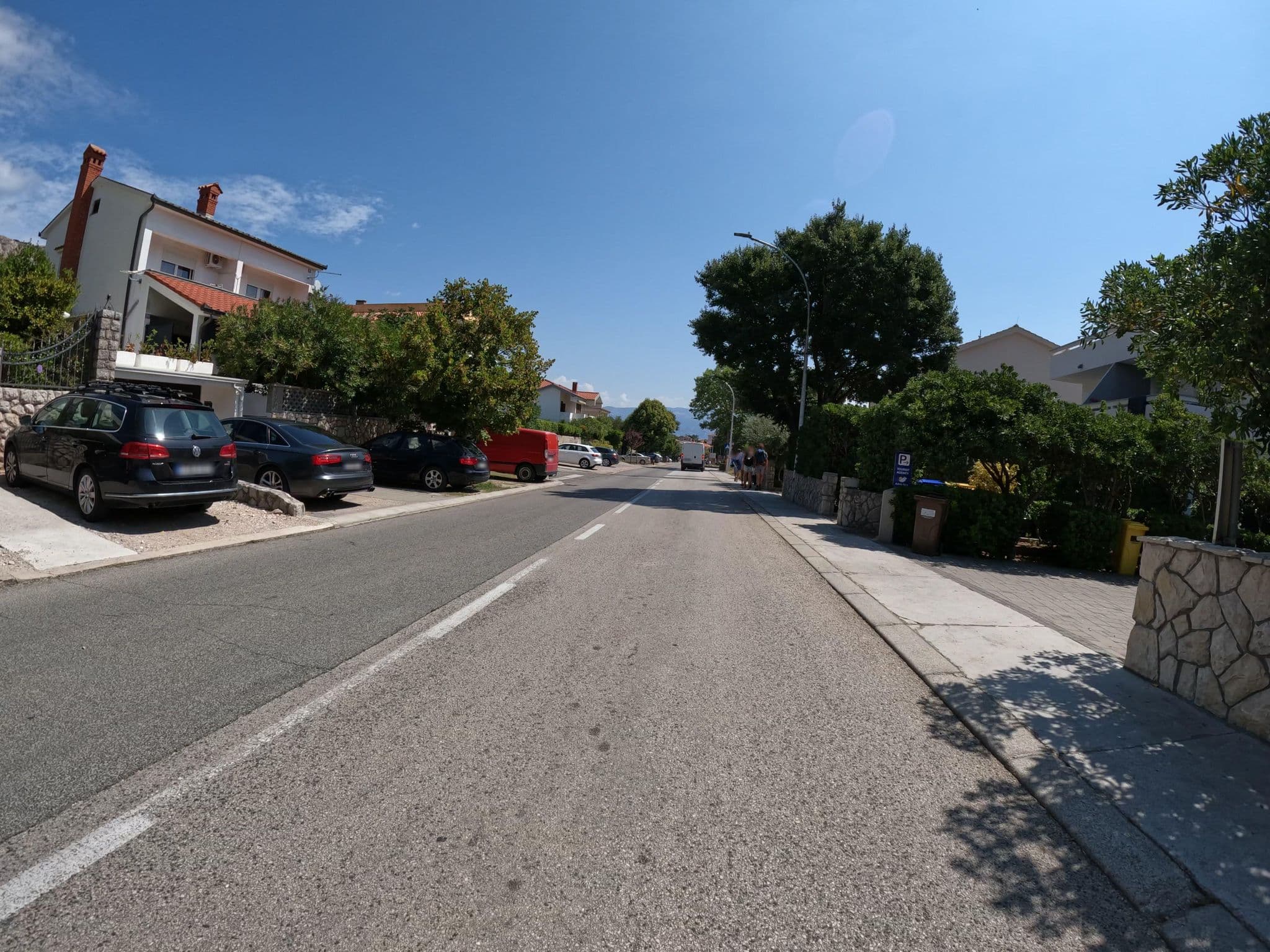 Street view near Apartments Kraljic, Punat — © erias (CC BY-SA · Mapillary)