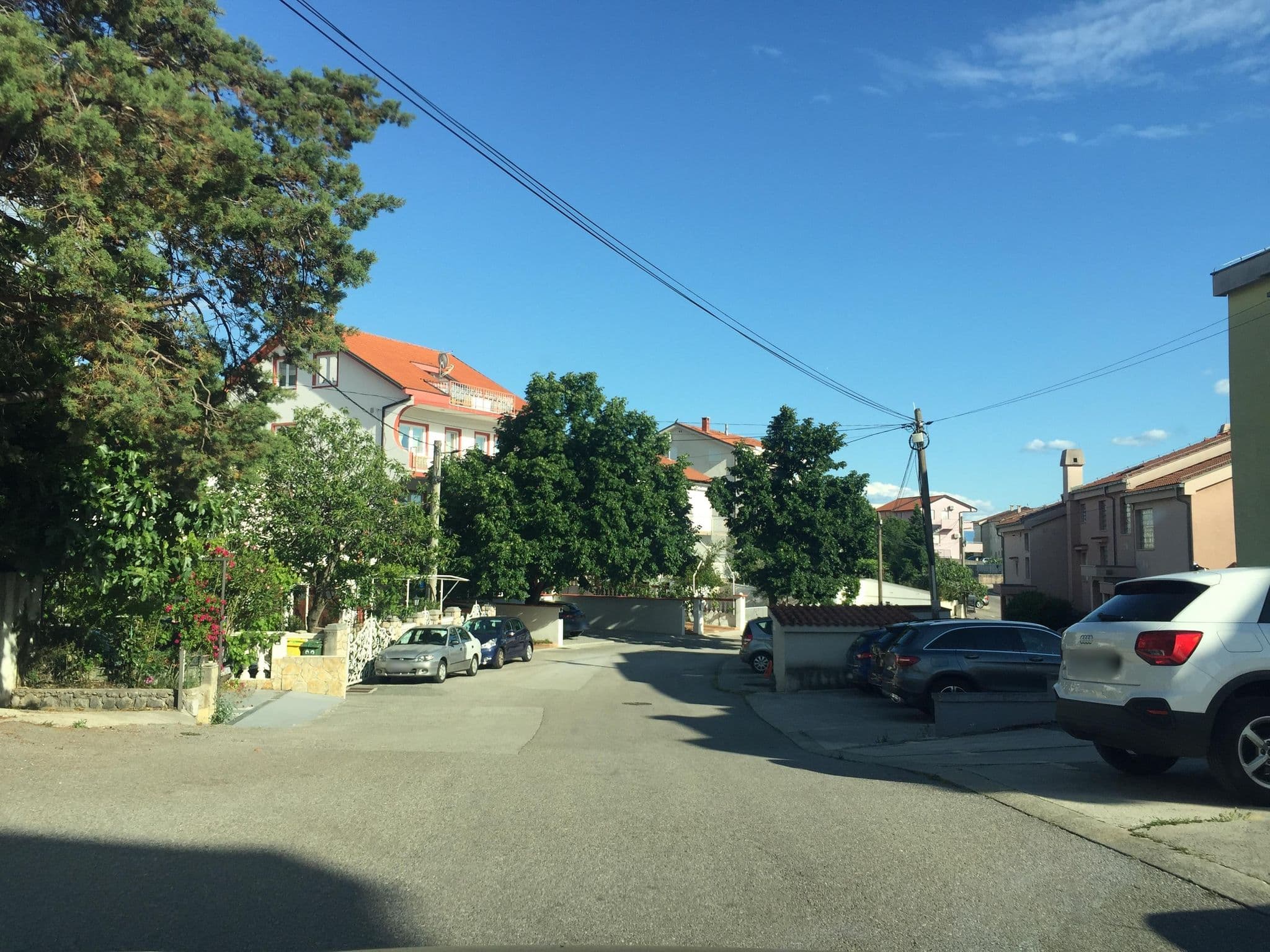 Street view near Soba i apartman Tihana, Crikvenica — © igorzo (CC BY-SA · Mapillary)