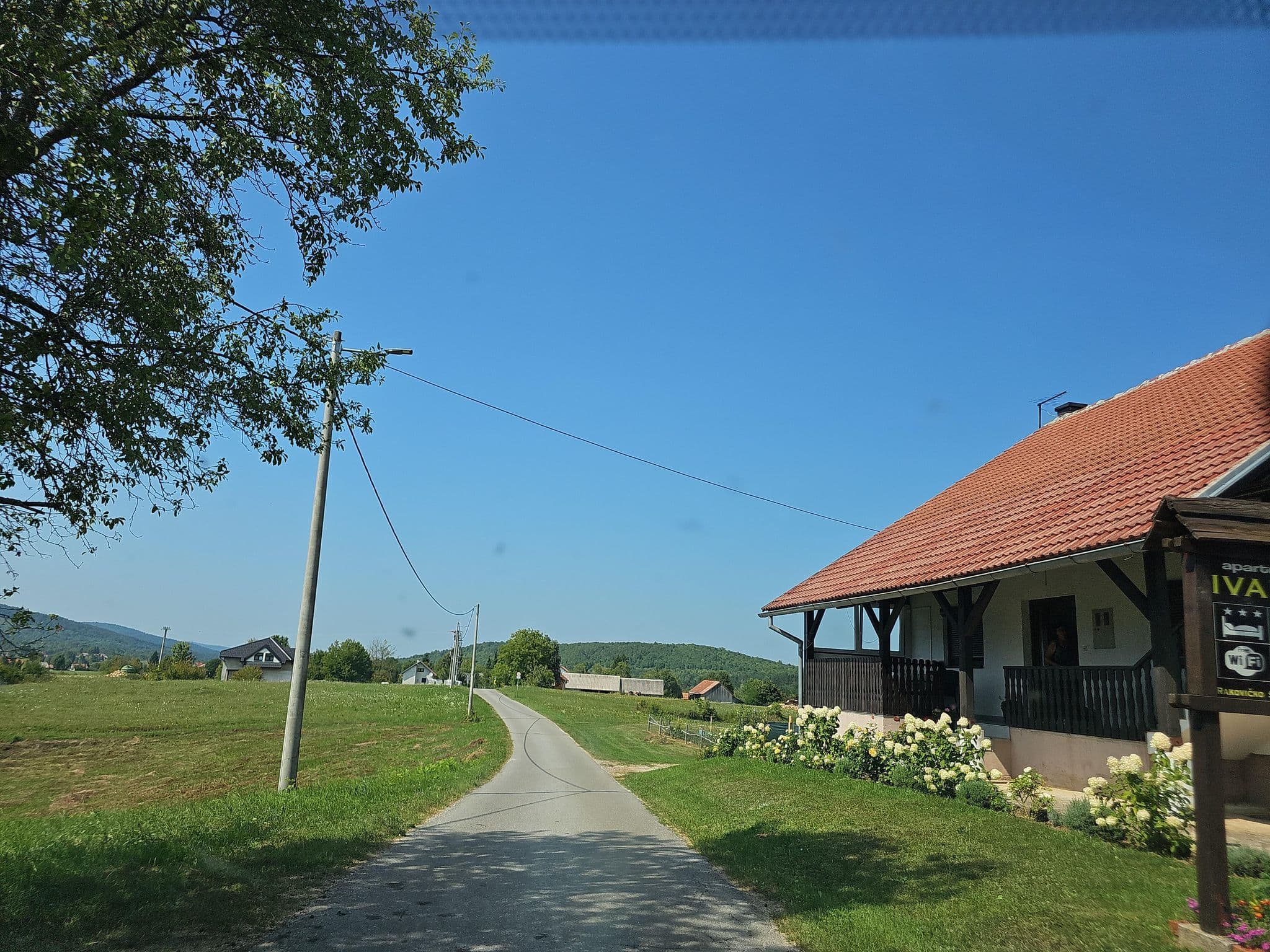 Street view near Apartment Ivano, Slunj — © Ibj308 (CC BY-SA · Mapillary)