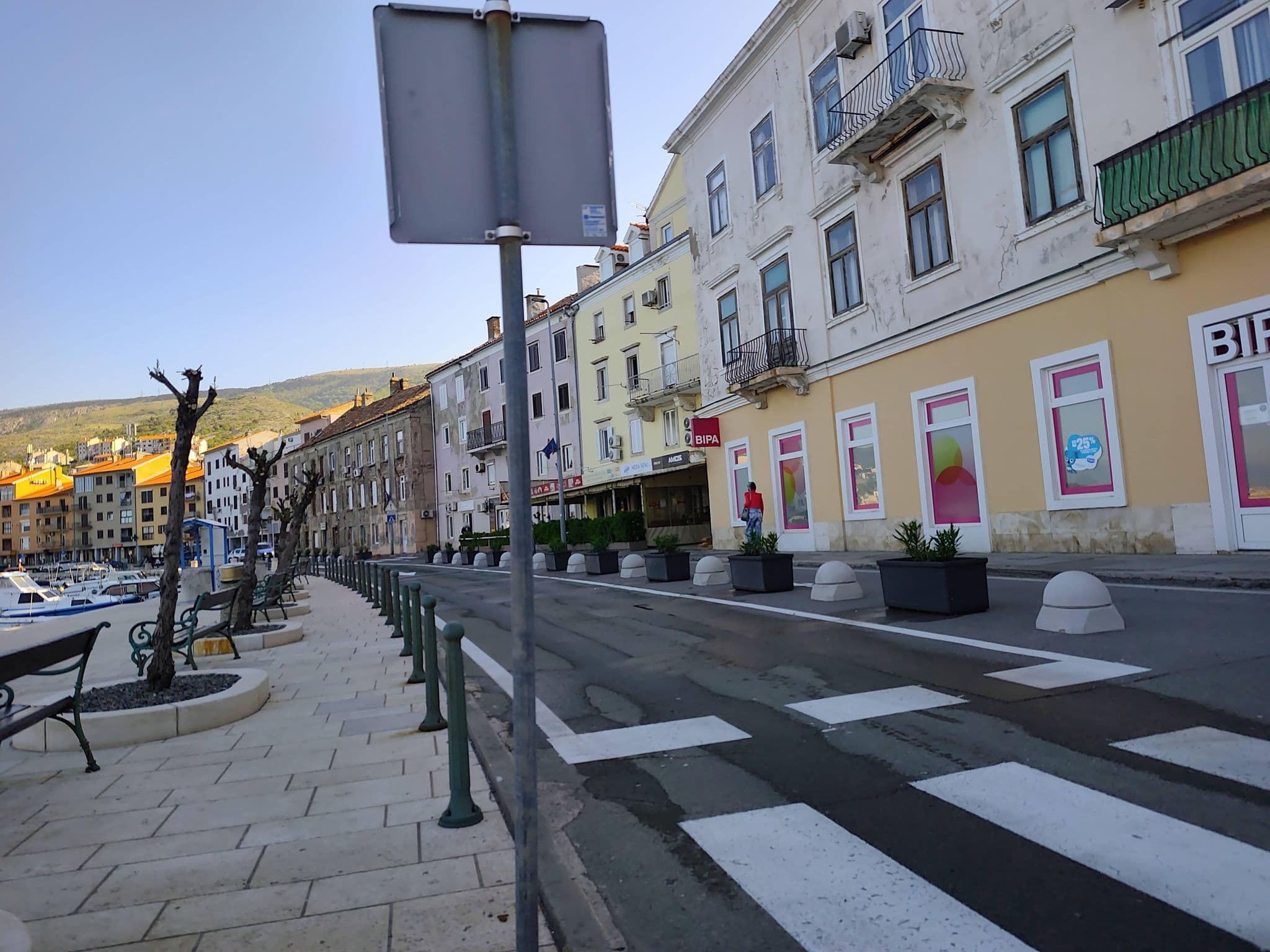 Street view near Apartments Bel Air, Senj — © Duro (CC BY-SA · Mapillary)
