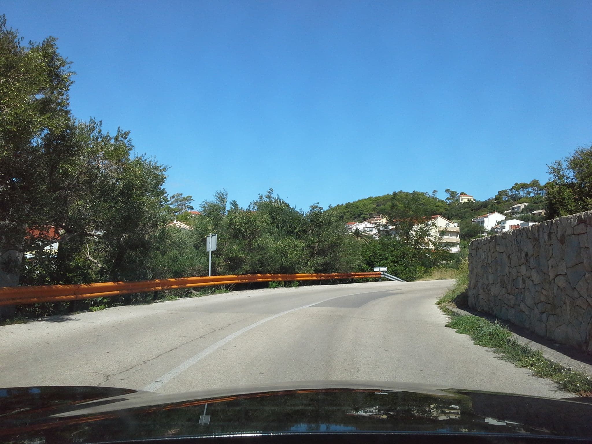Street view near Villa Delina, Banjol — © klypern (CC BY-SA · Mapillary)