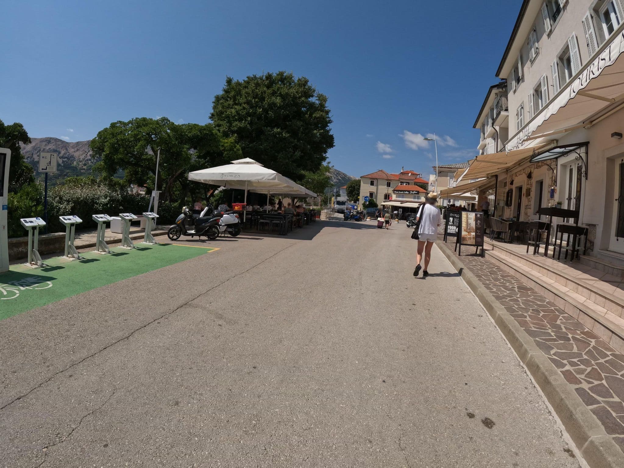Street view near Apartments Palada 1, Punat — © erias (CC BY-SA · Mapillary)
