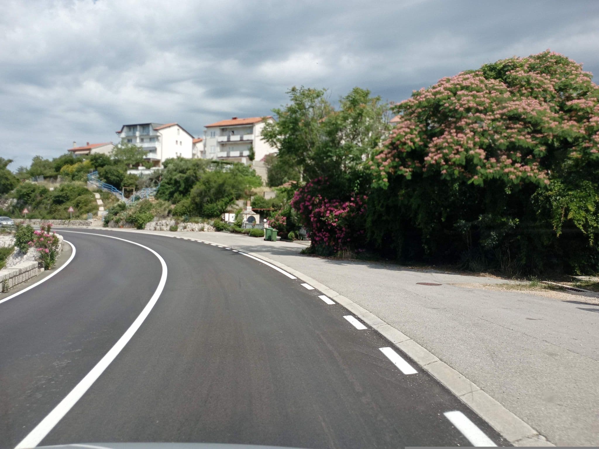 Street view near Apartment Bevcer, Novi Vinodolski — © atze02 (CC BY-SA · Mapillary)