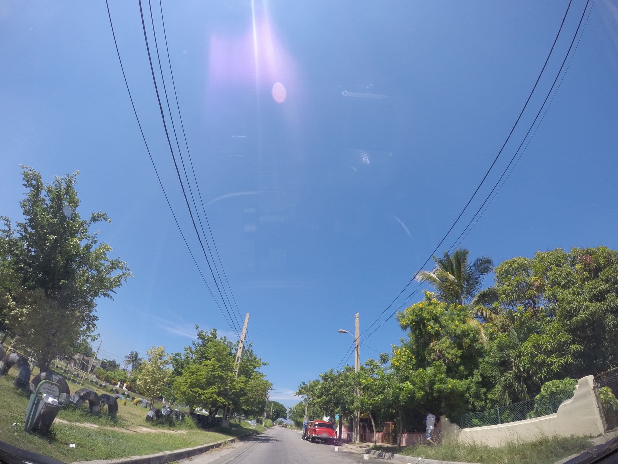 Street view near Casa particular Roberto y Yanet, Casablanca — © ccossio (CC BY-SA · Mapillary)