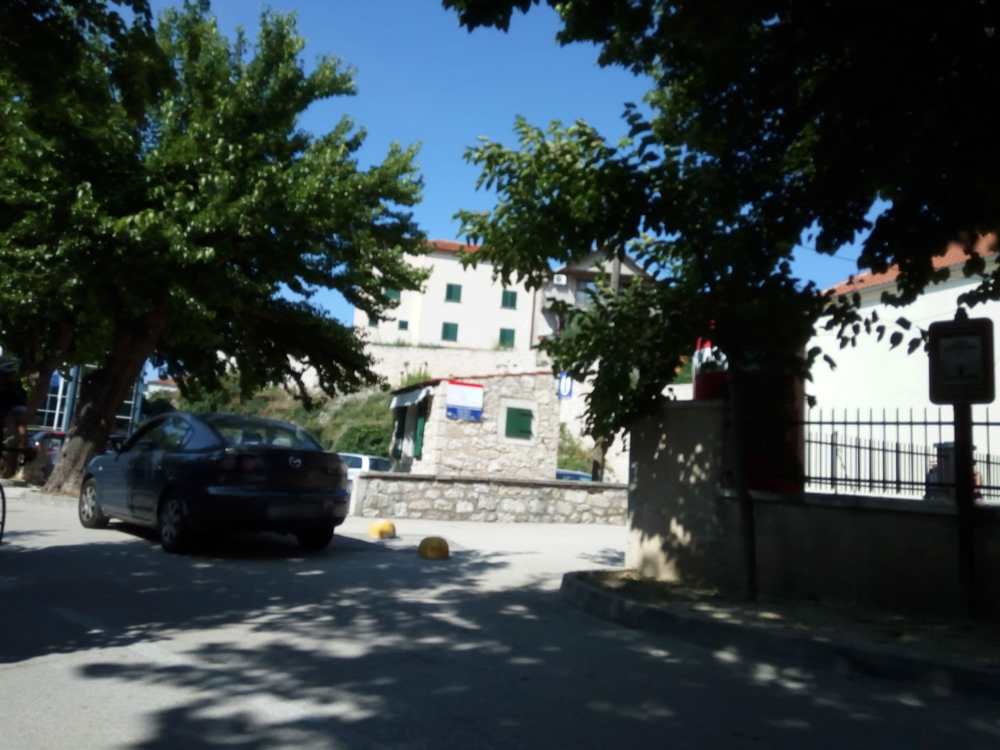 Street view near Apartments Pulic, Bilice — © mapfool (CC BY-SA · Mapillary)