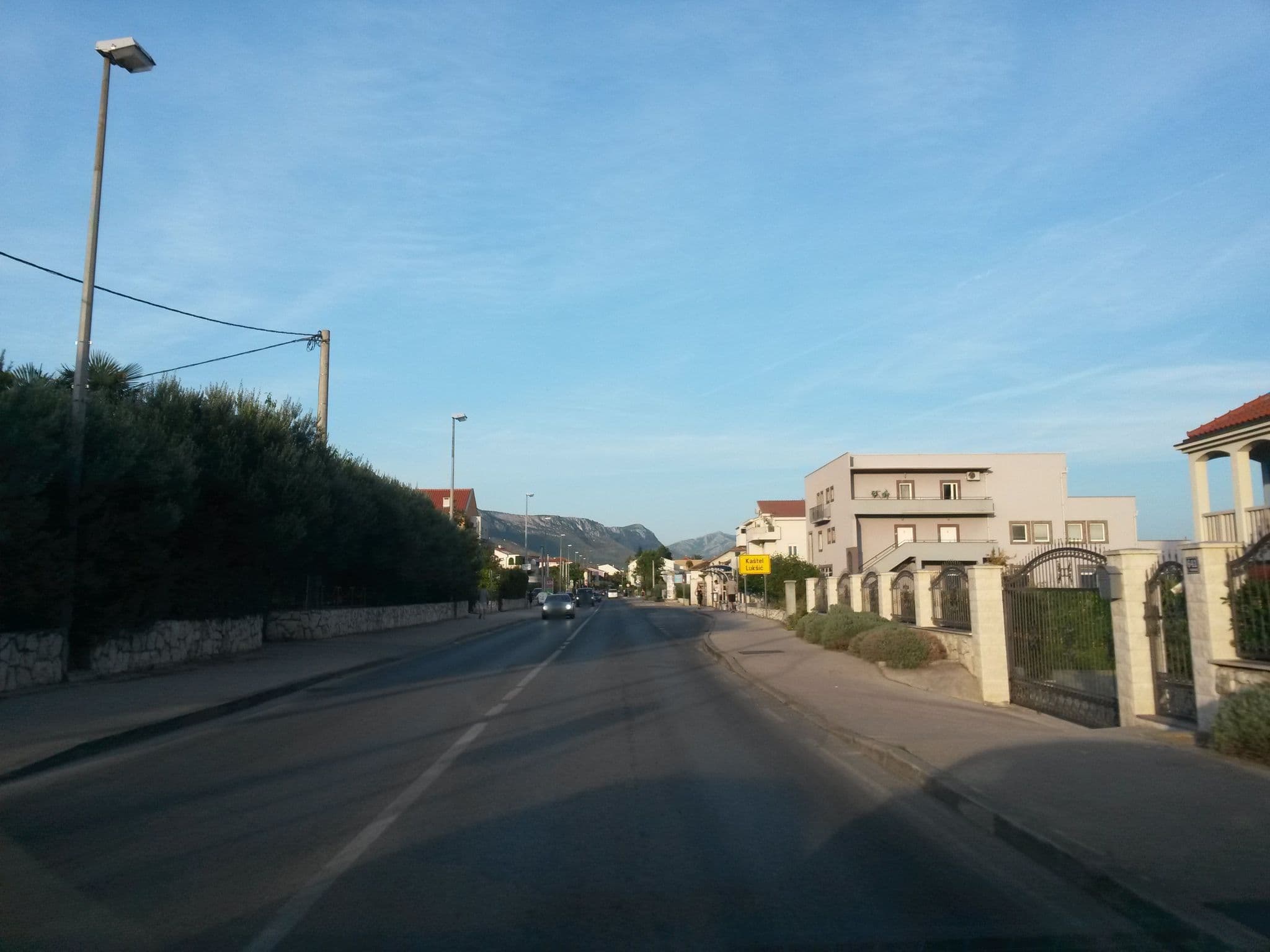 Street view near Apartmani Skelin, Kaštel Stari — © osmapper (CC BY-SA · Mapillary)