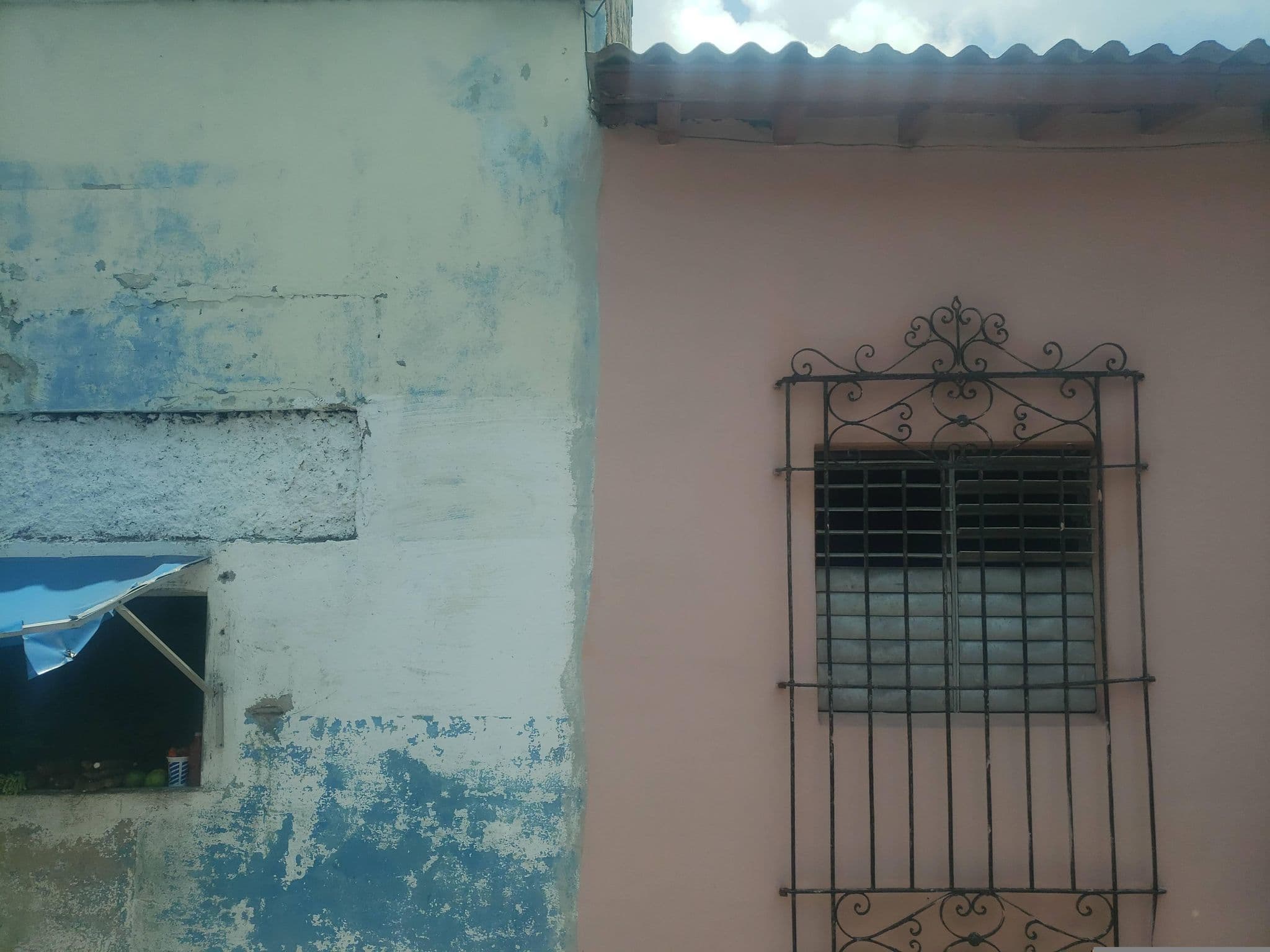 Street view near Hostal Don Pedro, Santa Clara