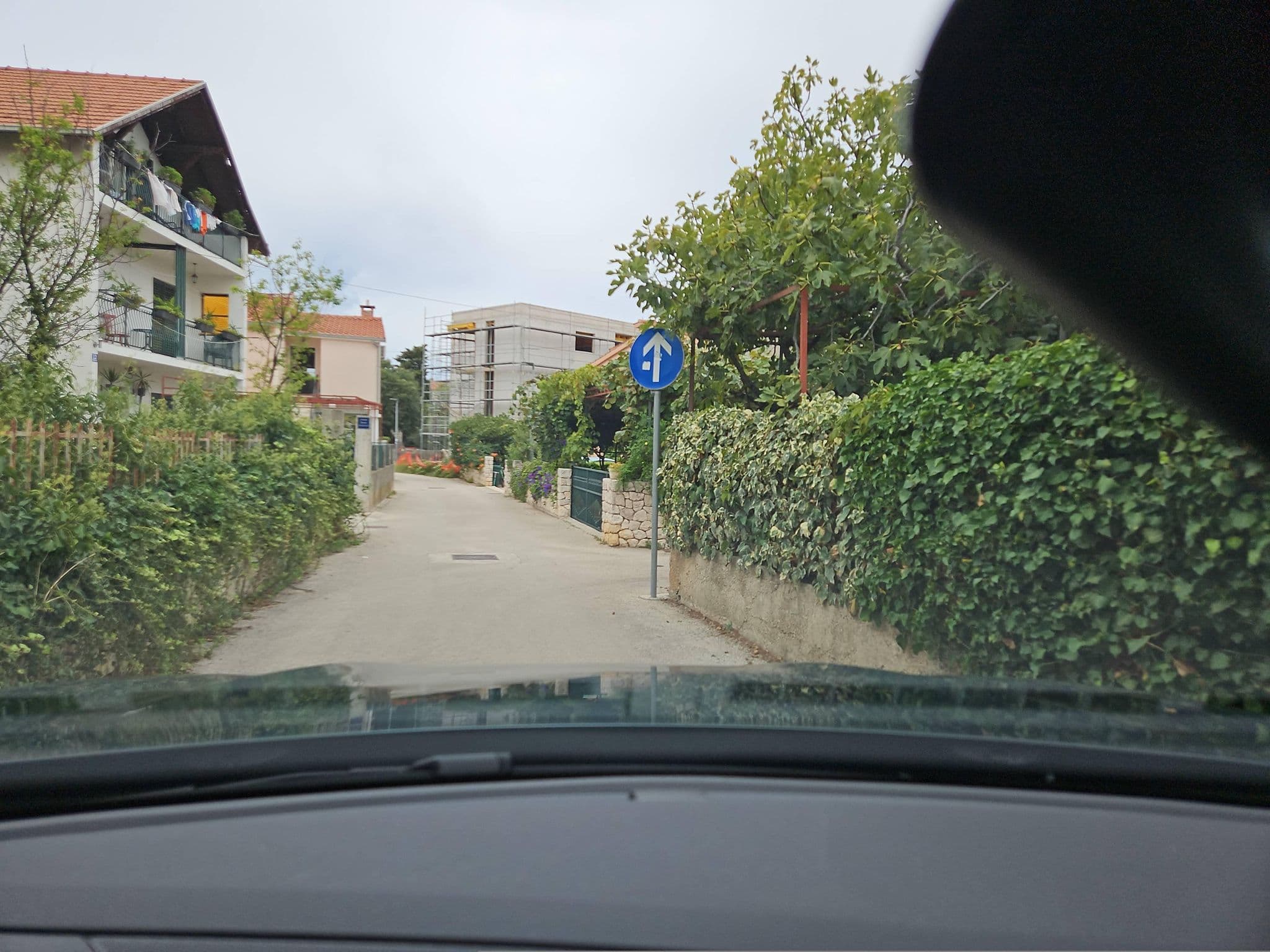 Street view near Apartment Karabatic, Primošten — © toho (CC BY-SA · Mapillary)