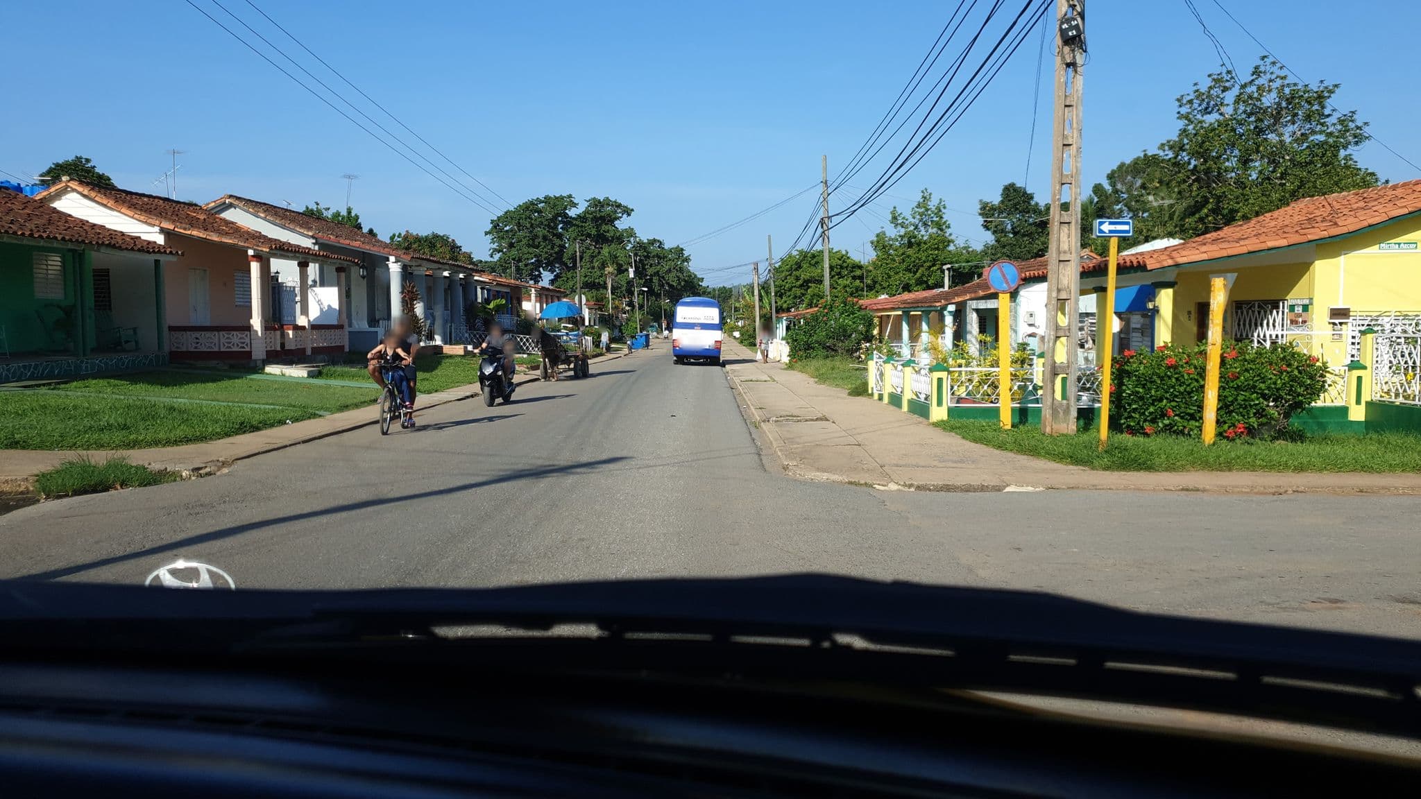 Street view near Casa Jean Pierre, Viñales — © mappi (CC BY-SA · Mapillary)
