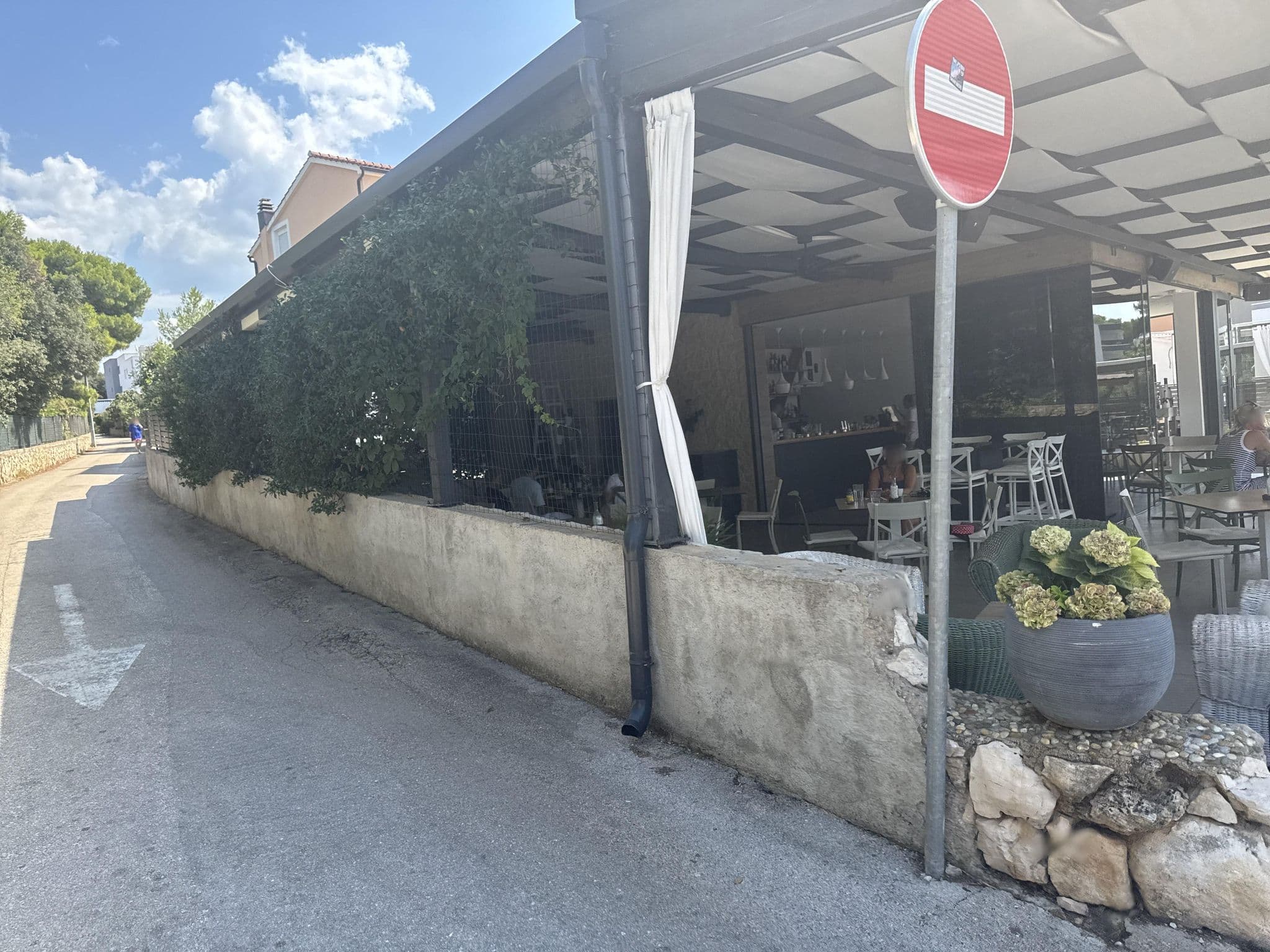 Street view near Apartments Oto, Brodarica — © oerdnj (CC BY-SA · Mapillary)