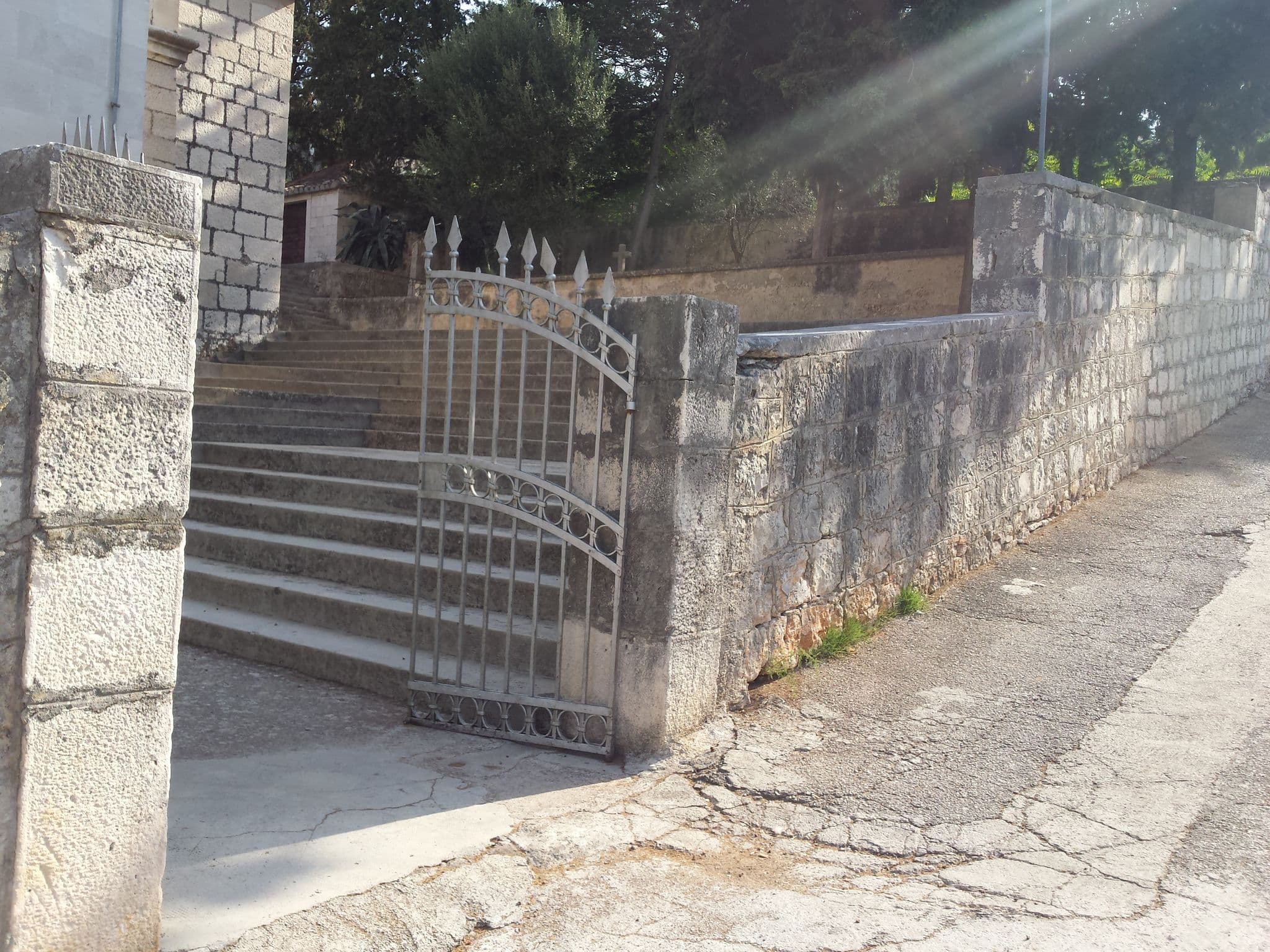 Street view near Apartment Surya, Primošten — © janjko (CC BY-SA · Mapillary)
