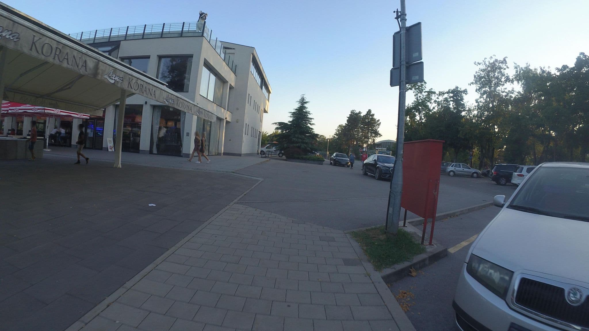 Street view near hotel Nova Korana, Karlovac — © hbogner (CC BY-SA · Mapillary)