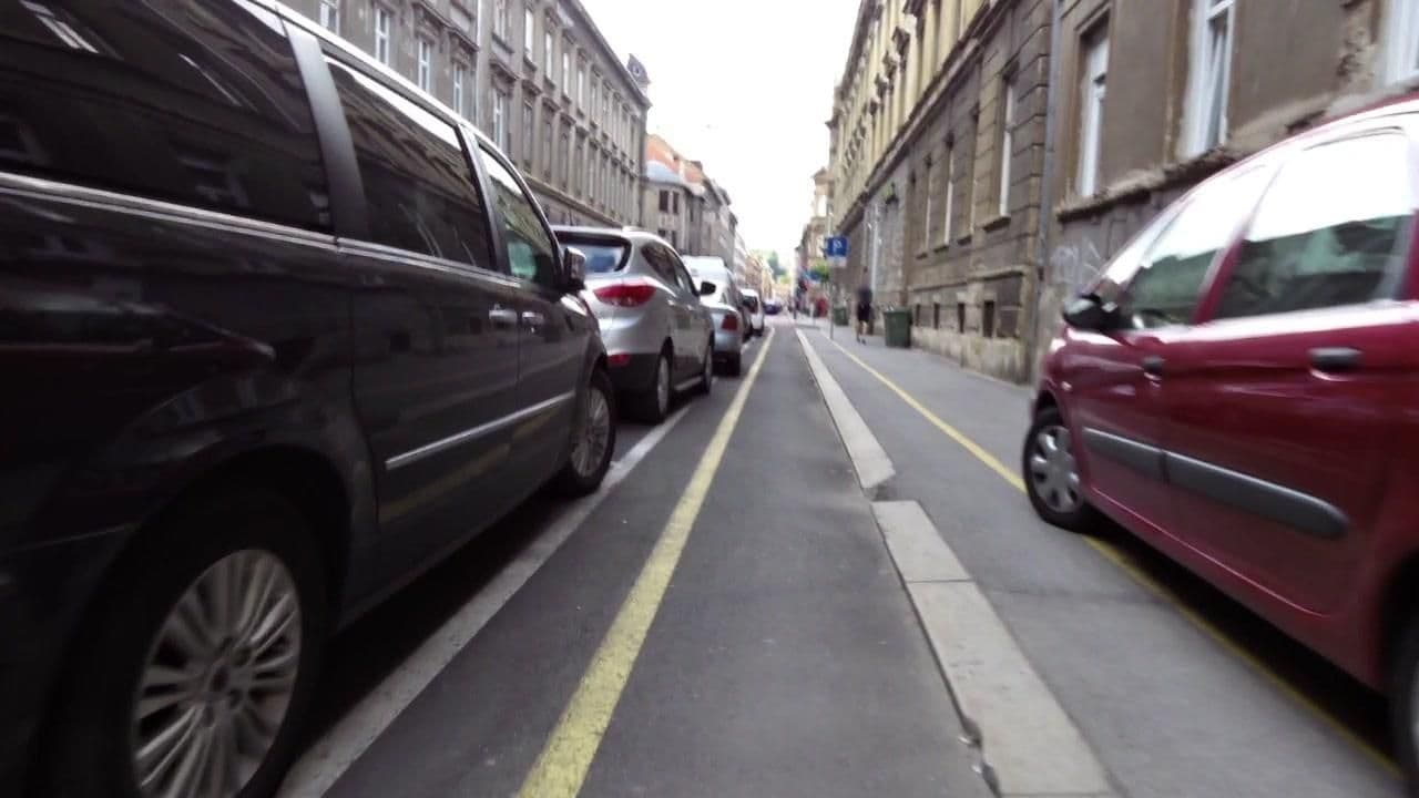 Street view near botanical palace hostel, Centar — © sinbic (CC BY-SA · Mapillary)