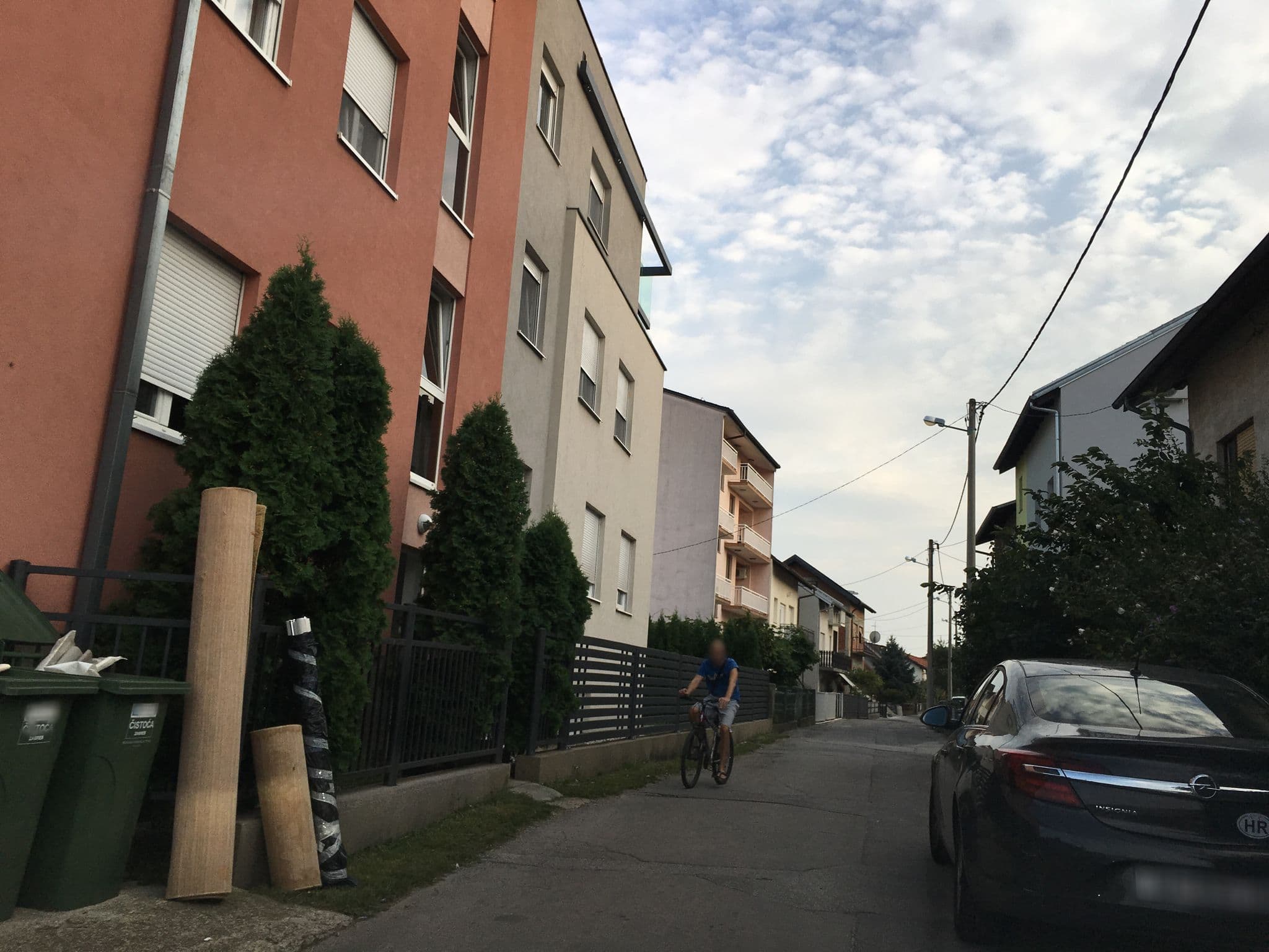 Street view near Lea Studios, Jankomir — © jebako999 (CC BY-SA · Mapillary)