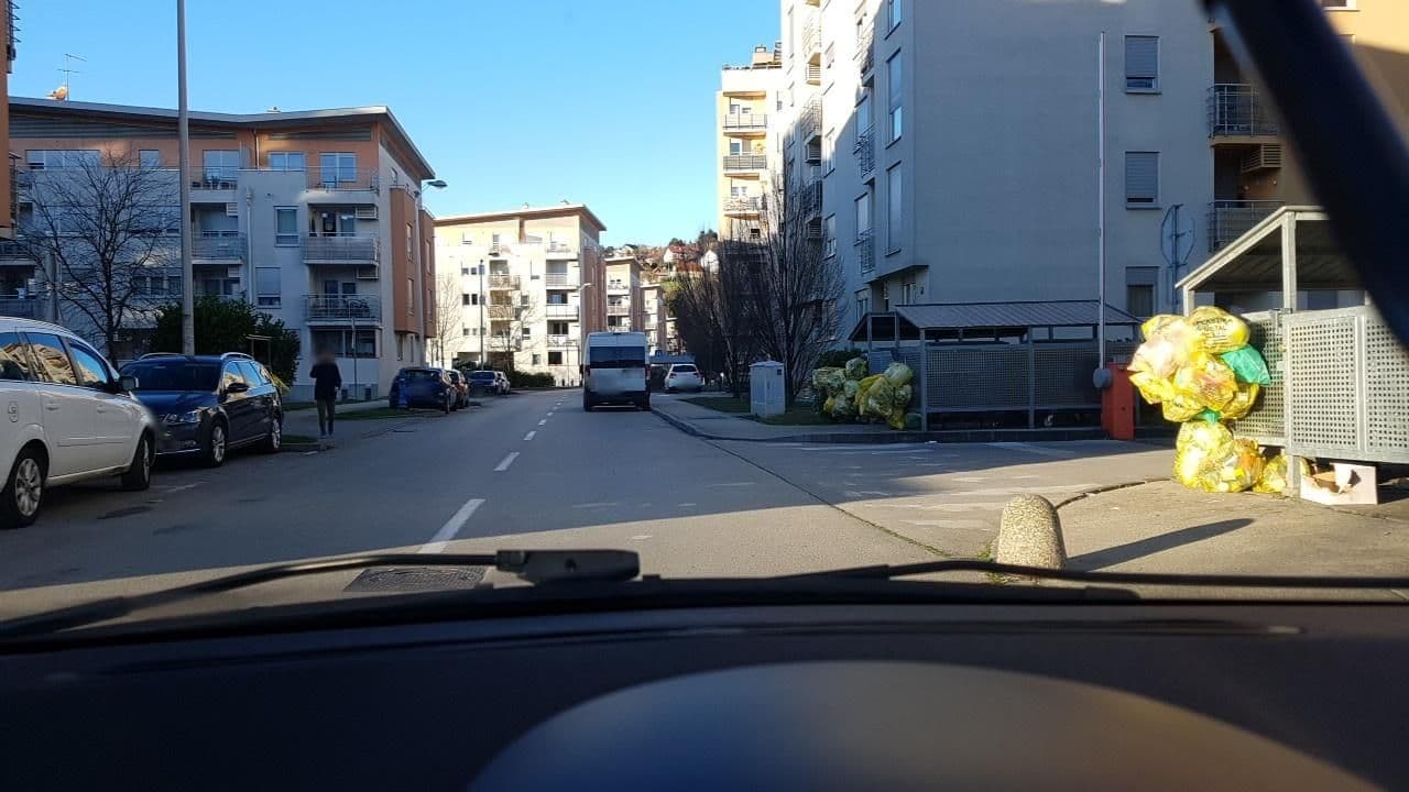 Street view near Danijela nails, Jankomir — © mik007 (CC BY-SA · Mapillary)