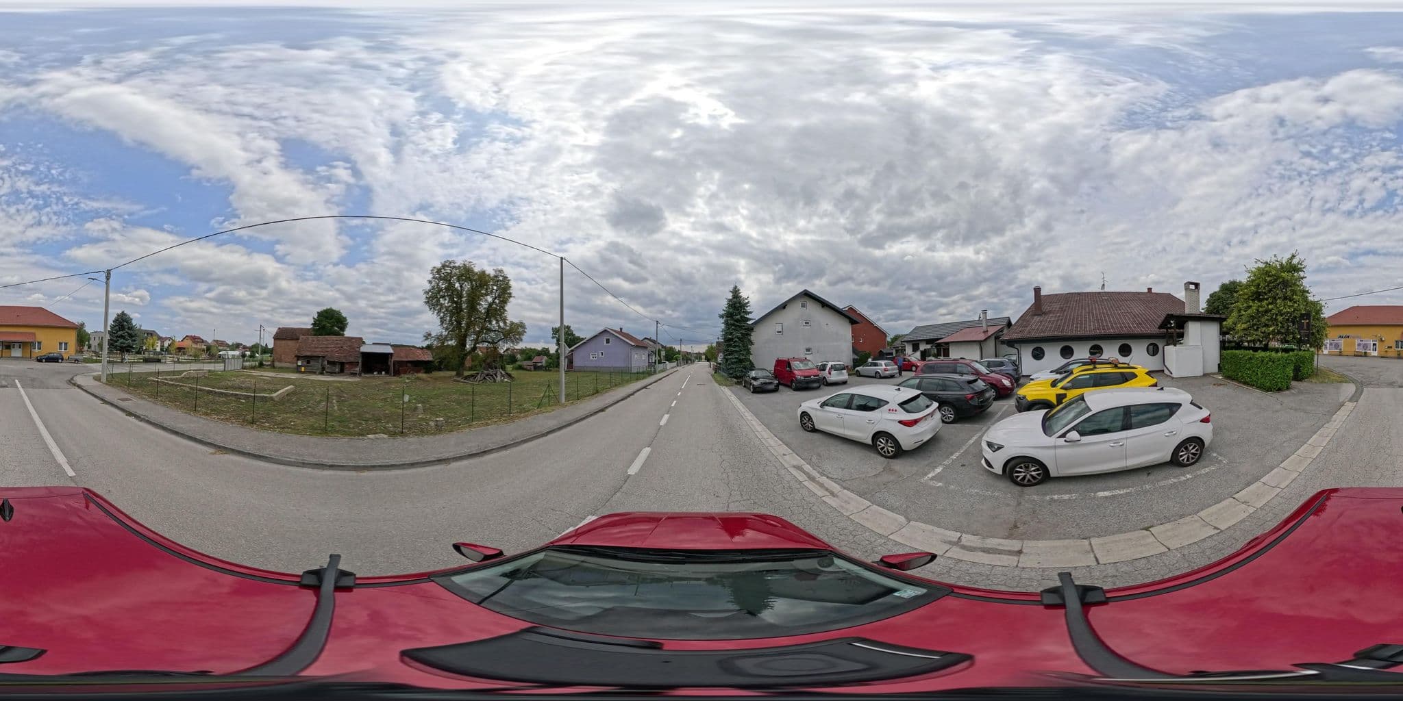 Street view near Prenoćište Barba Niko, Velika Gorica — © tomislavzen12 (CC BY-SA · Mapillary)