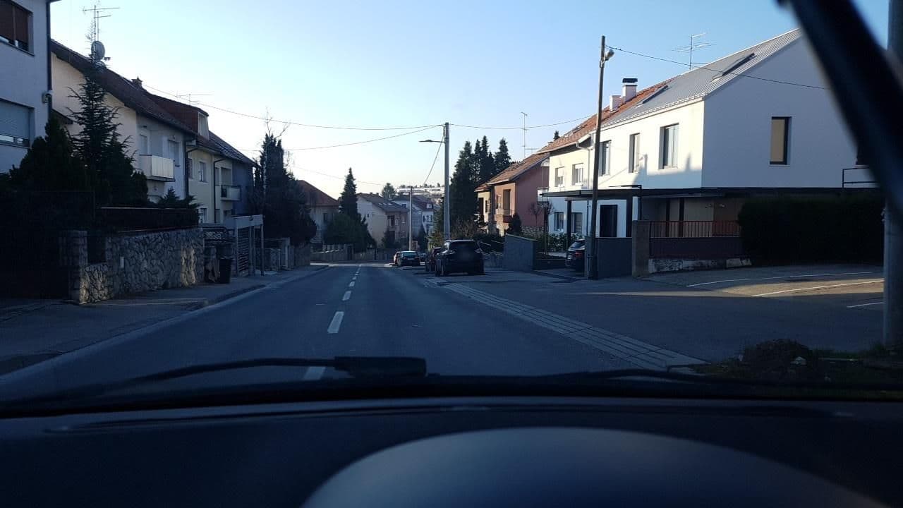 Street view near Maksimir-Rebro, Zagreb — © mik007 (CC BY-SA · Mapillary)