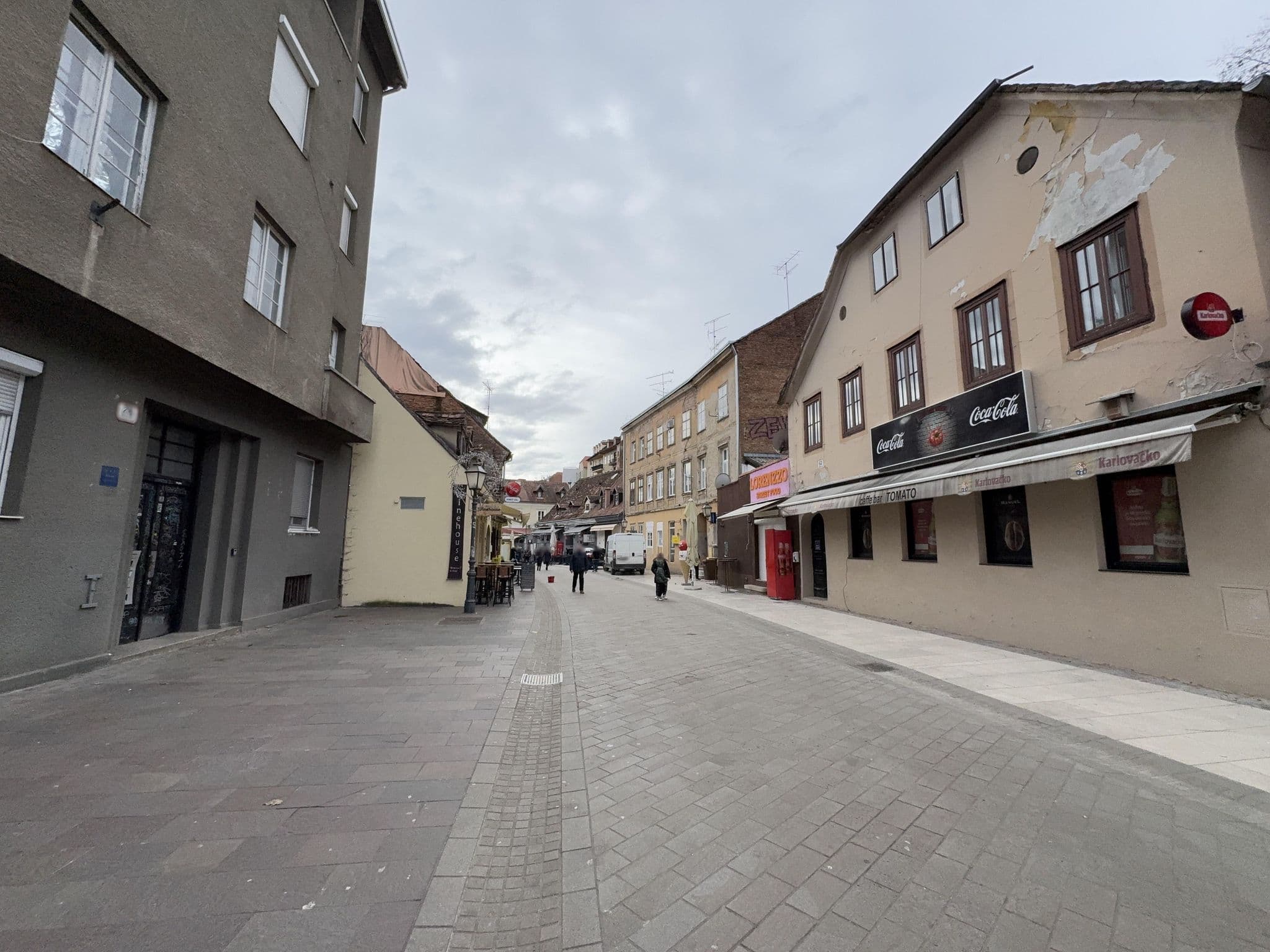 Street view near Apartment Arsiada, Zagreb — © filipb (CC BY-SA · Mapillary)