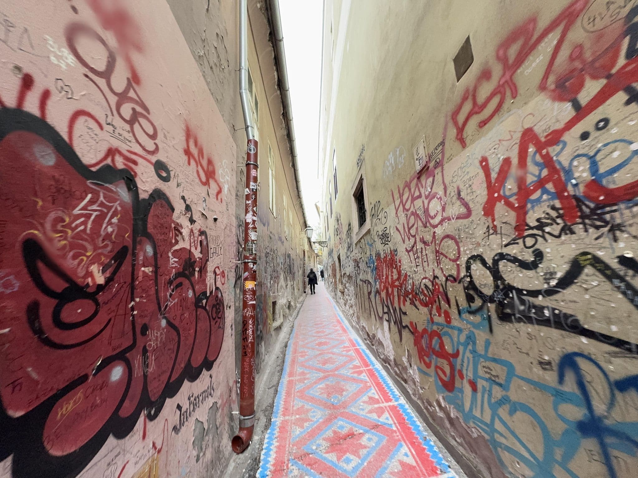 Street view near Fulir Hostel, Centar — © filipb (CC BY-SA · Mapillary)